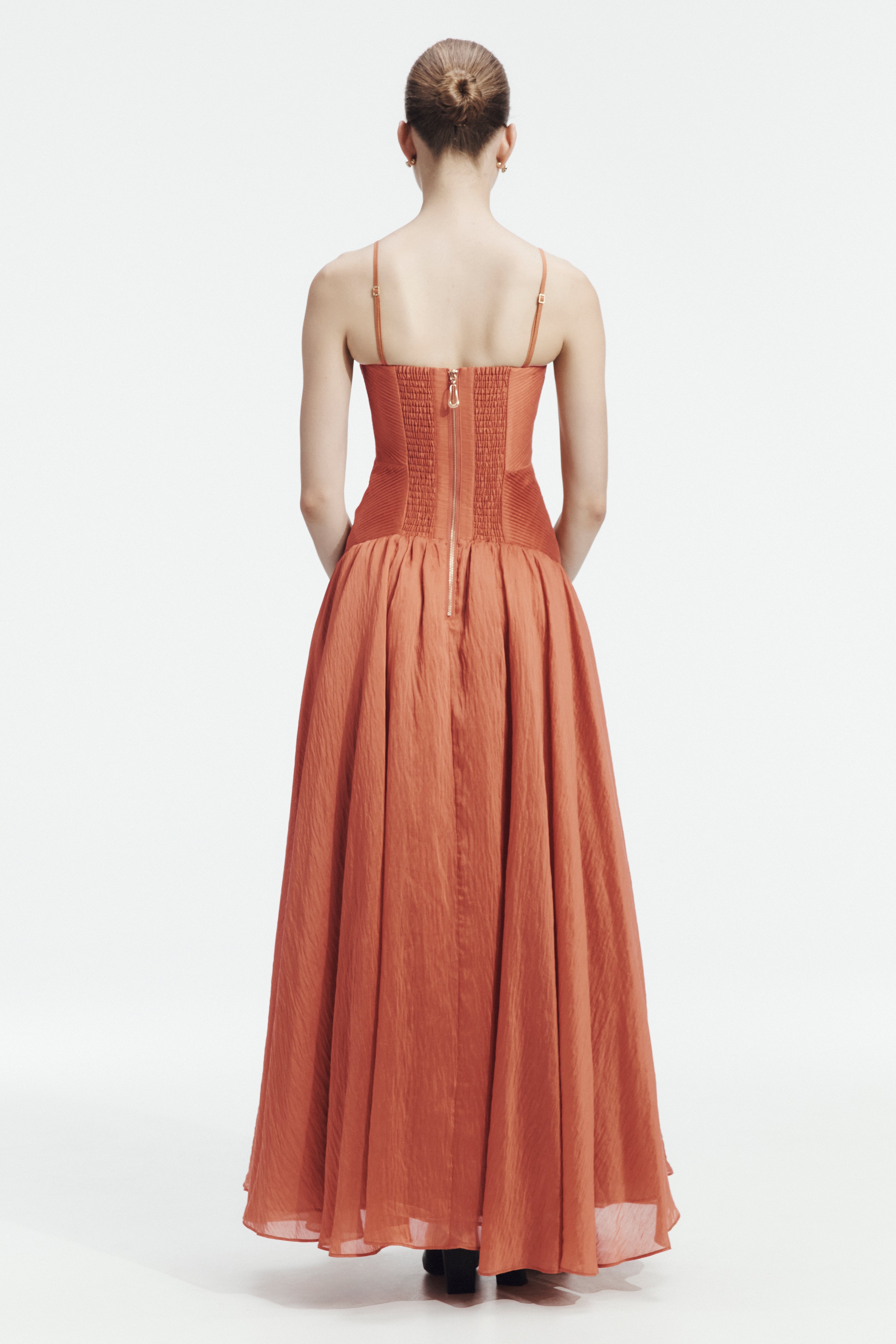 Contour Gown