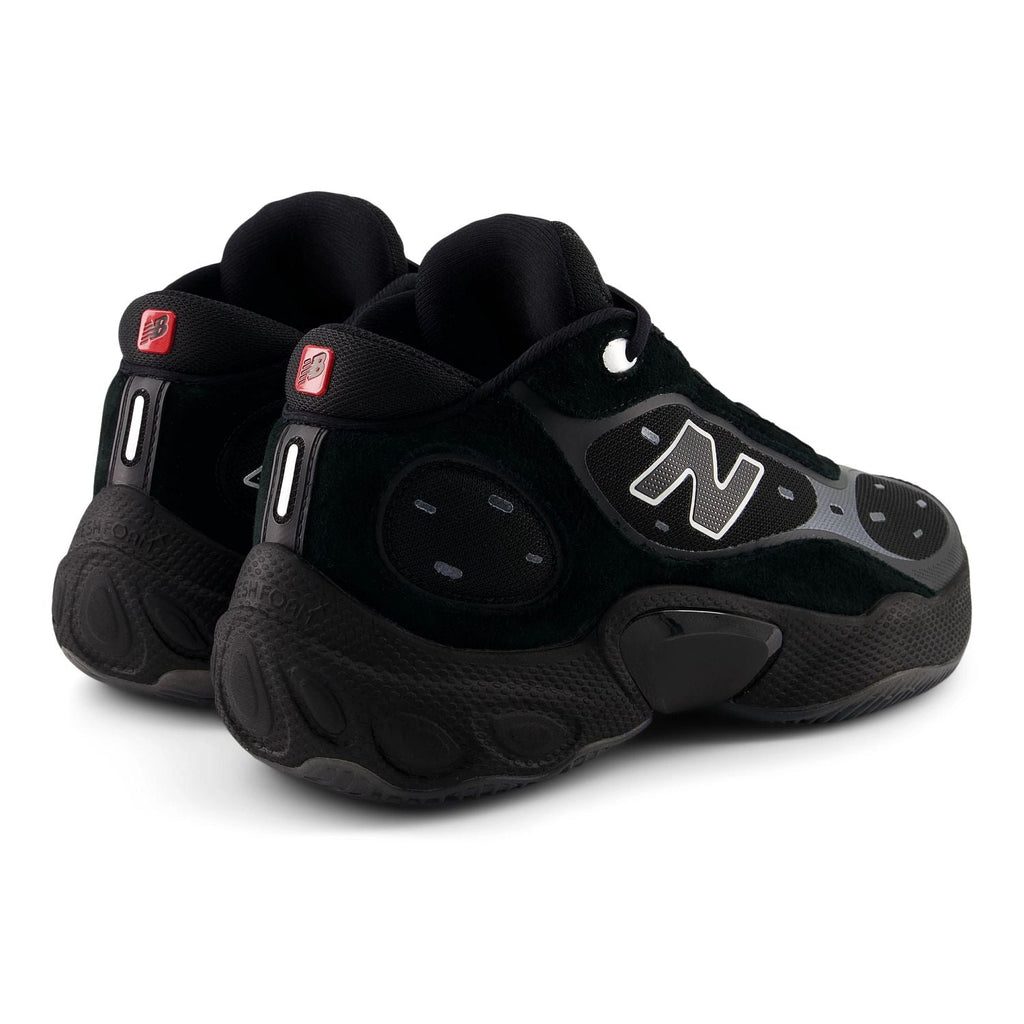 New Balance Men's Fresh Foam BB V3 Basketball Shoe
