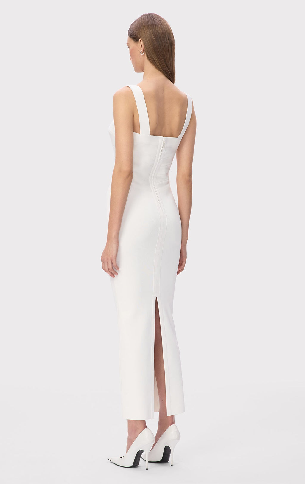 THE ALESSIA GOWN