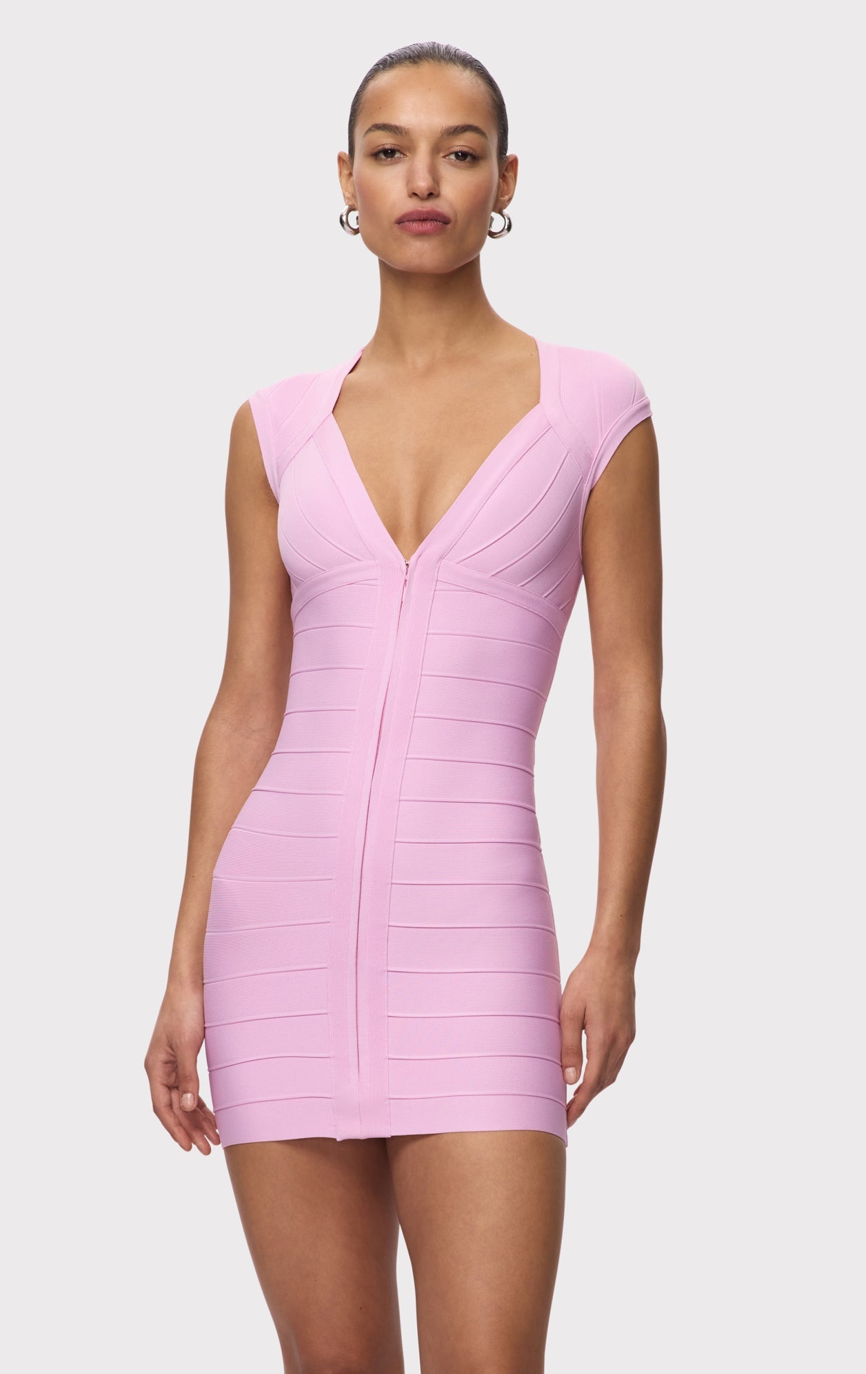 THE RED CARPET DRESS
