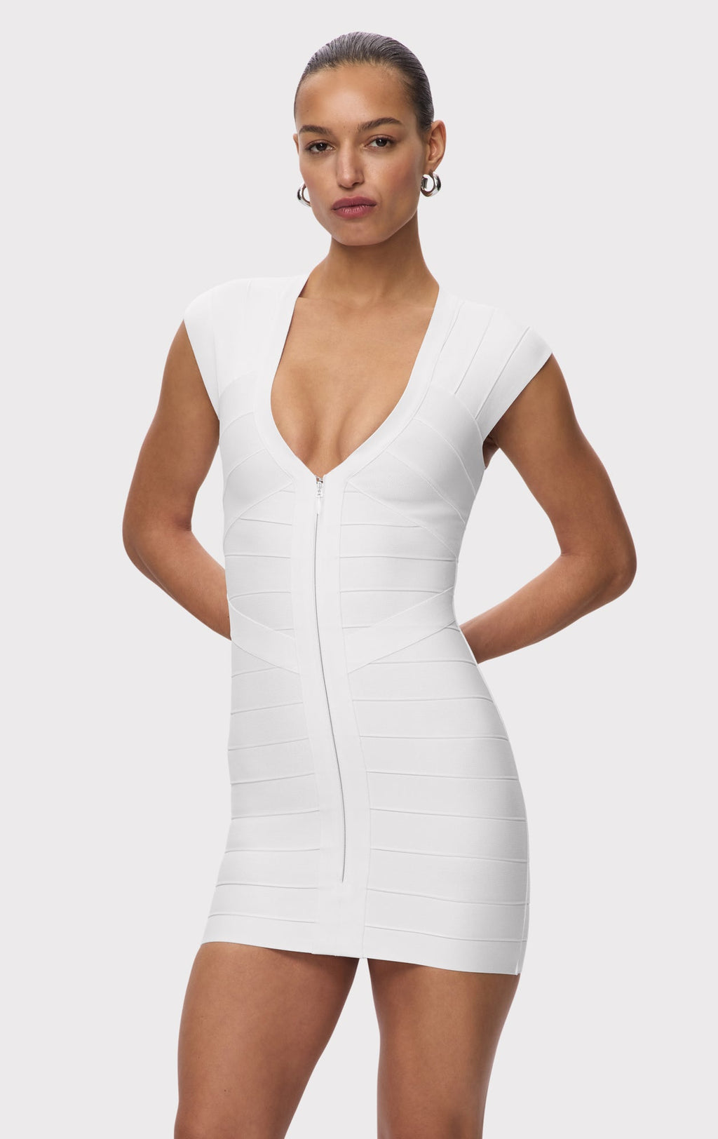 THE CHAMPAGNE DRESS