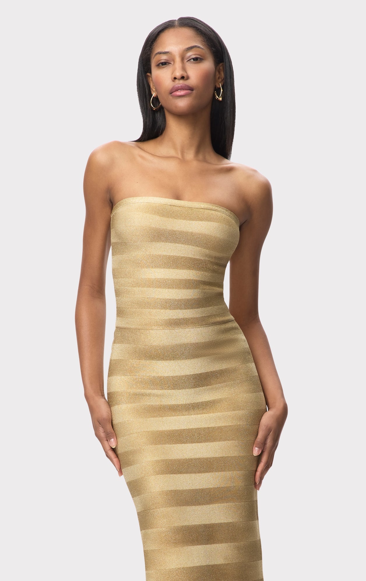 THE NIA GOWN