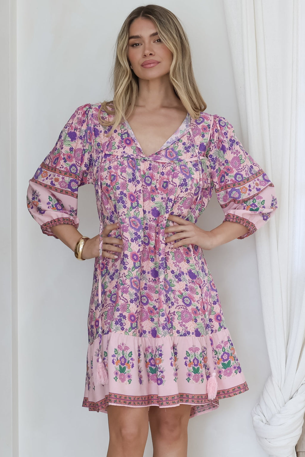 Helda Mini Dress - V-Neck Shift Dress with Balloon Sleeves in Aletta Print Pink