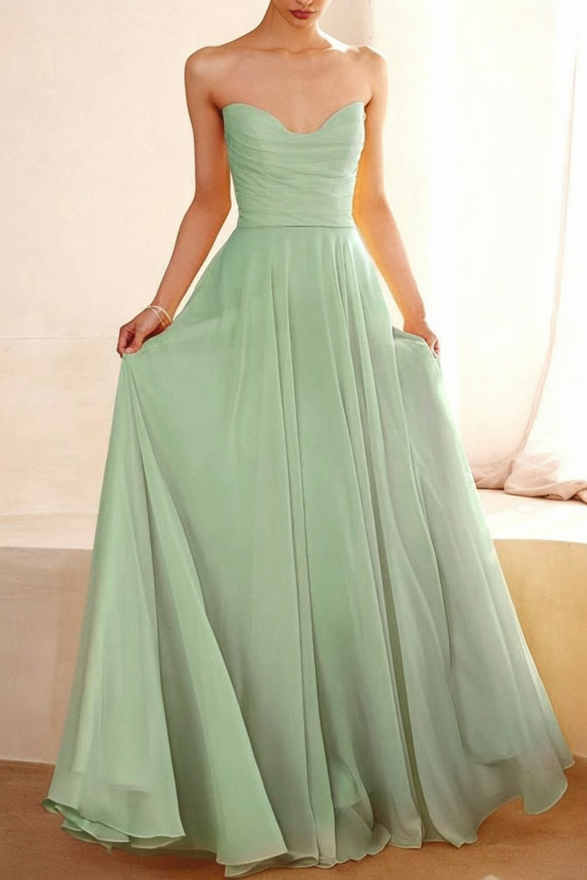 Janie Sage | Chiffon Maxi Dress with Sweetheart Neckline and Scarf