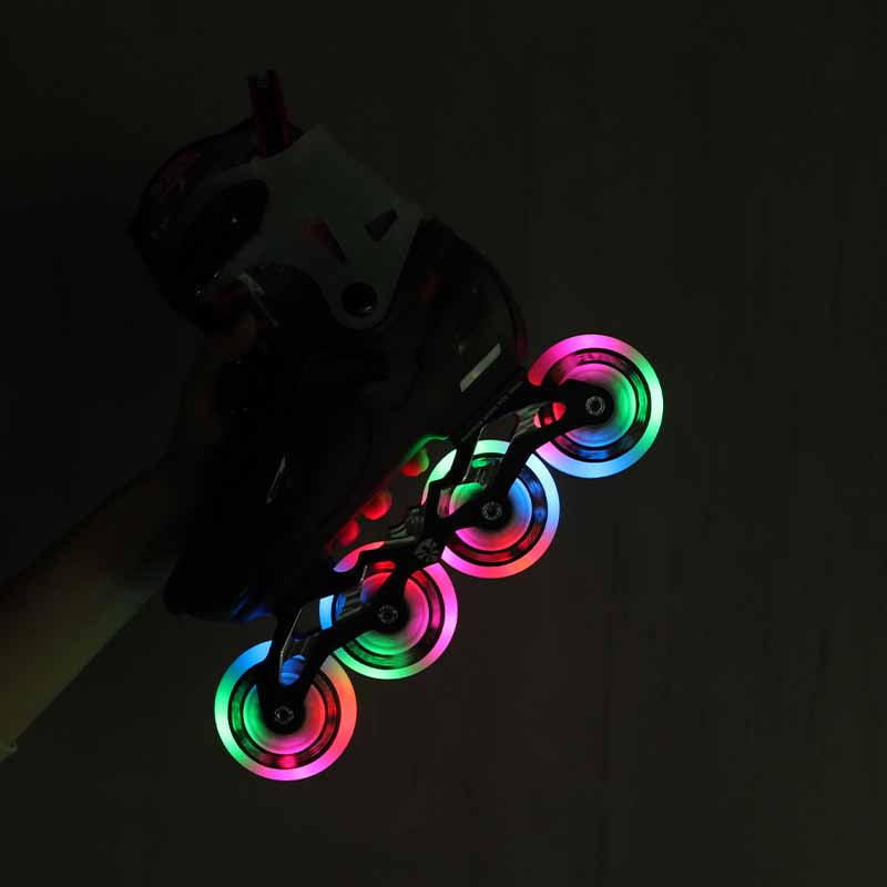 Flying Eagle L8 Lumafly Black Kids Skates
