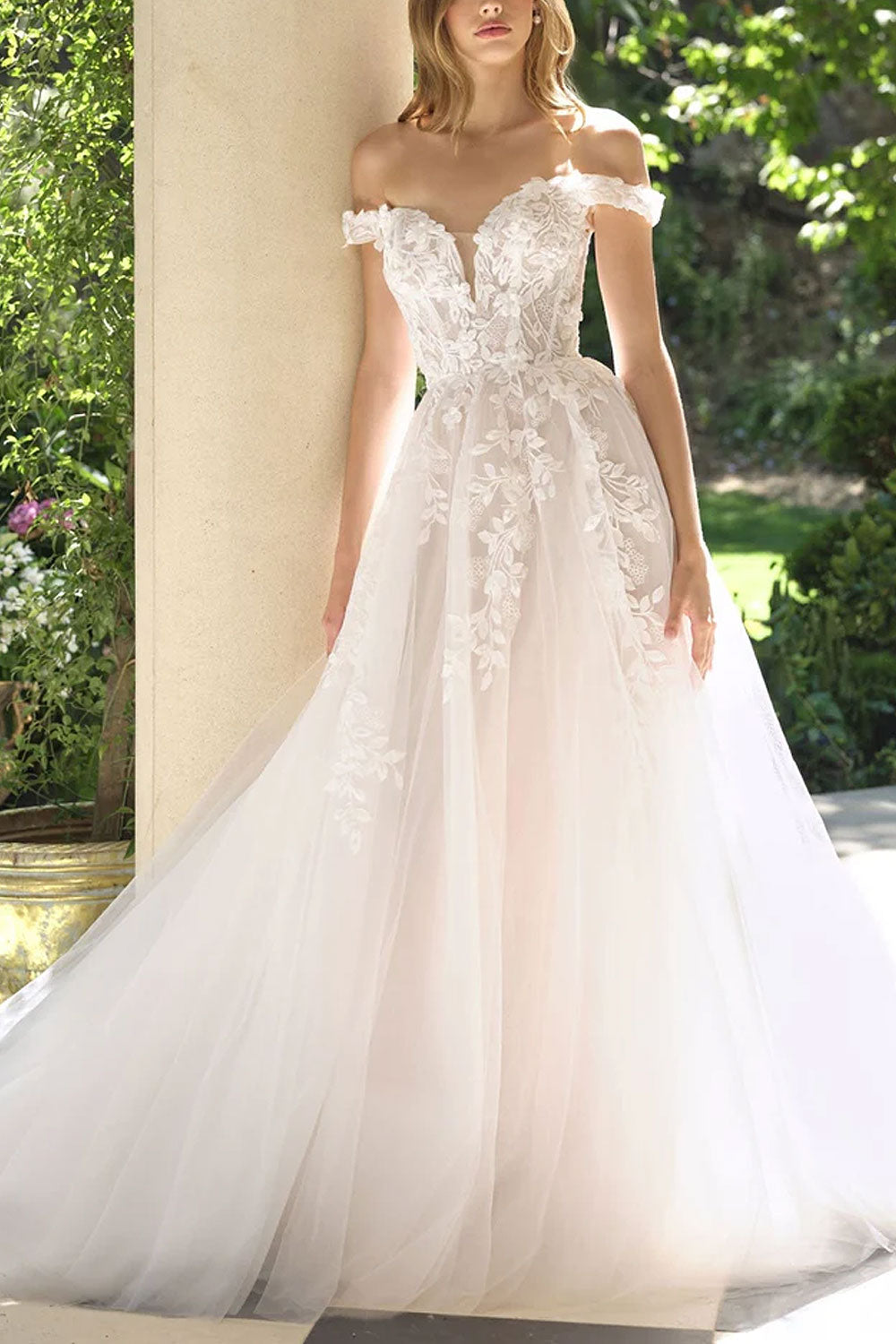 Nocthera | Layered Tulle Maxi Corset Wedding Dress with Removable Straps