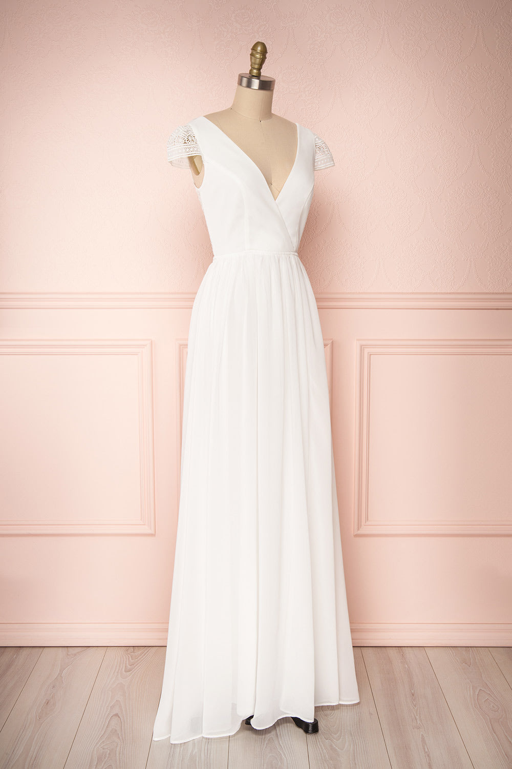 Senji Ivory | Backless Chiffon & Lace Gown