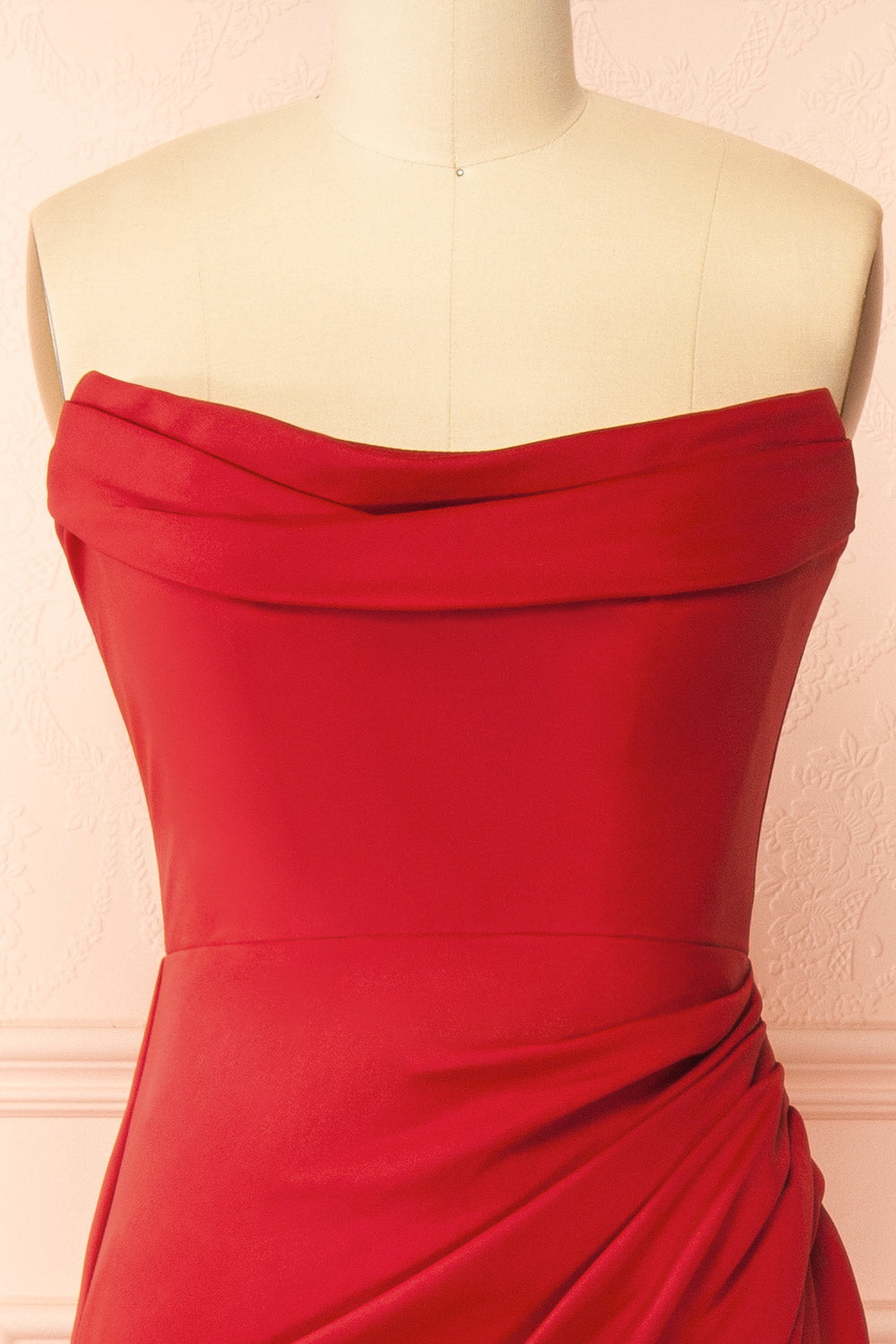 Ailsa Red | Strapless Gown with High Slit