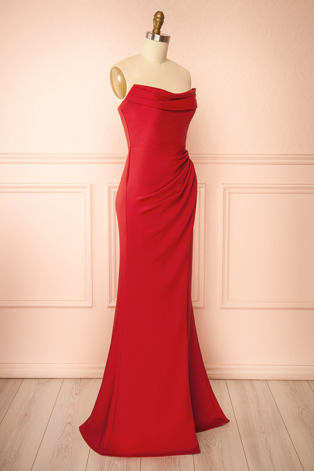 Ailsa Red | Strapless Gown with High Slit