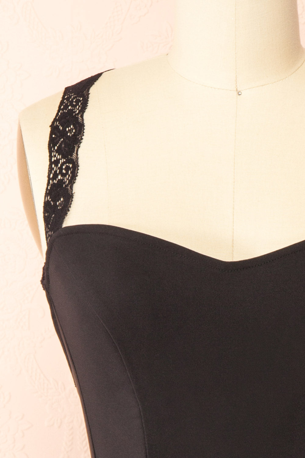 Aleyna | Short Black Dress with Lace Straps by Arti Gogna