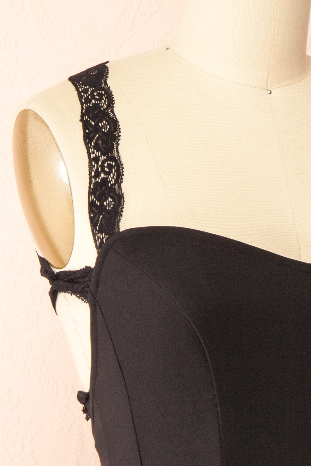 Aleyna | Short Black Dress with Lace Straps by Arti Gogna