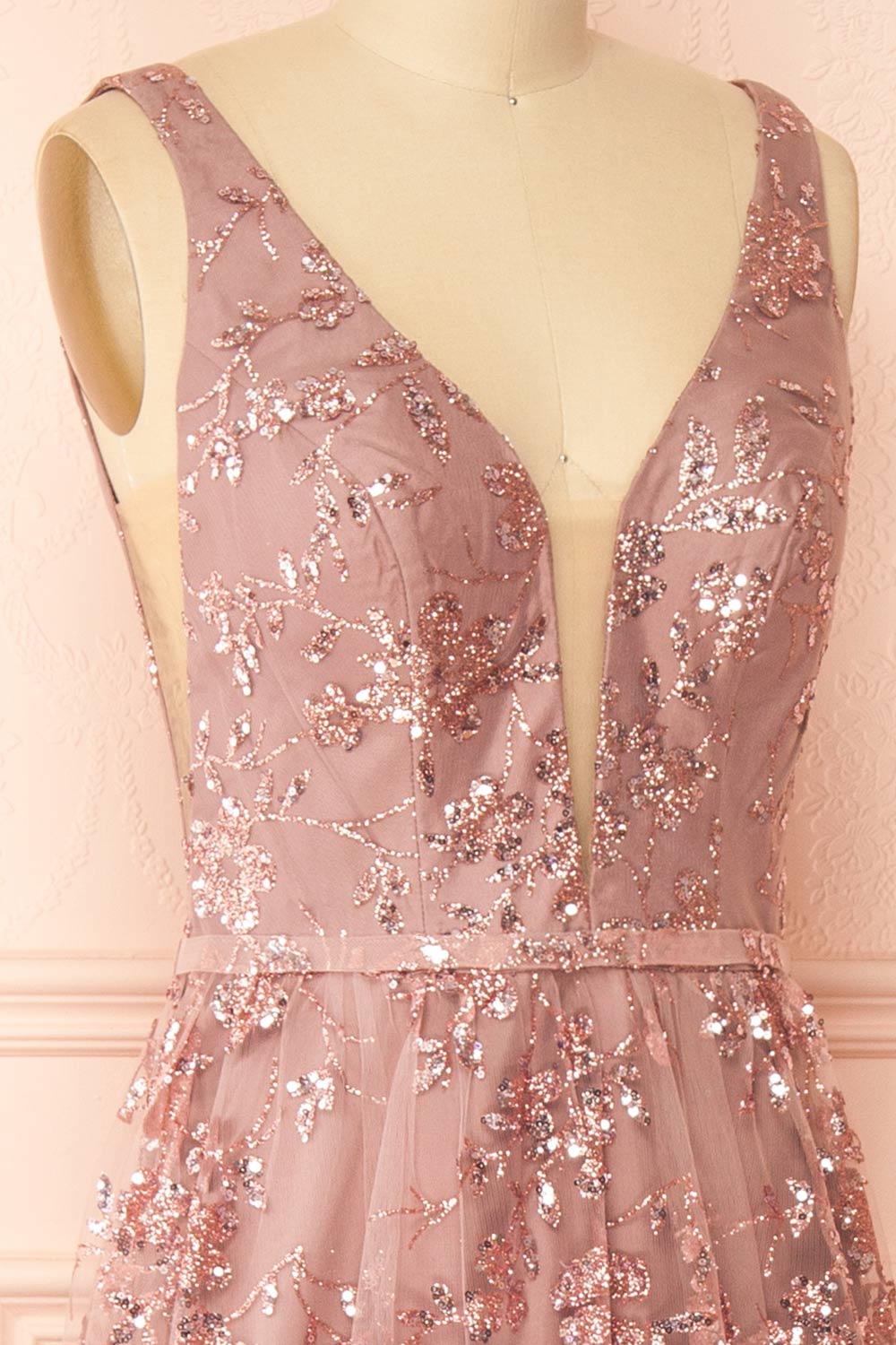 Alix Mauve | Glittery V-Neck Maxi Dress
