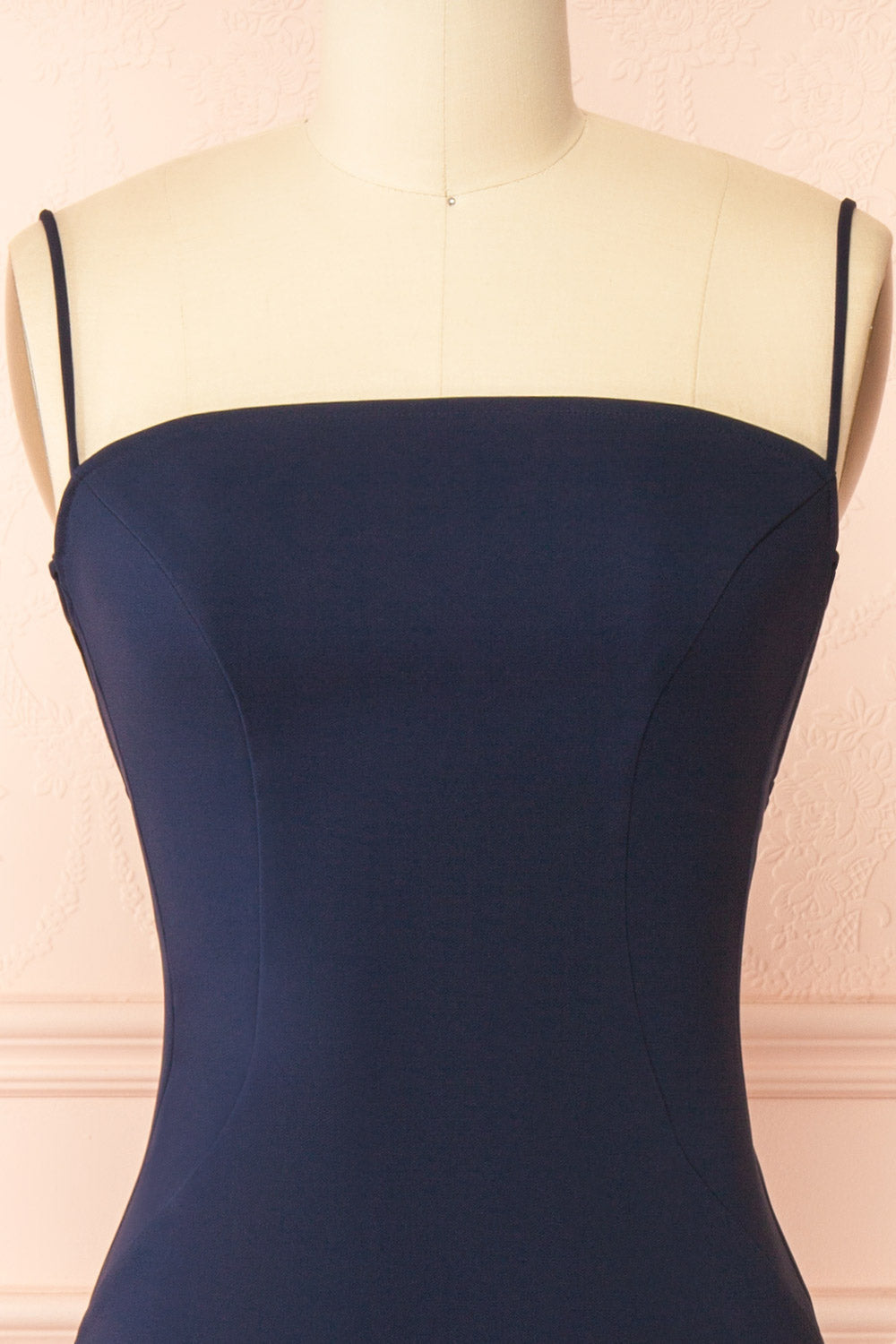Arannia Navy | Fitted Midi Dress with Laced Back