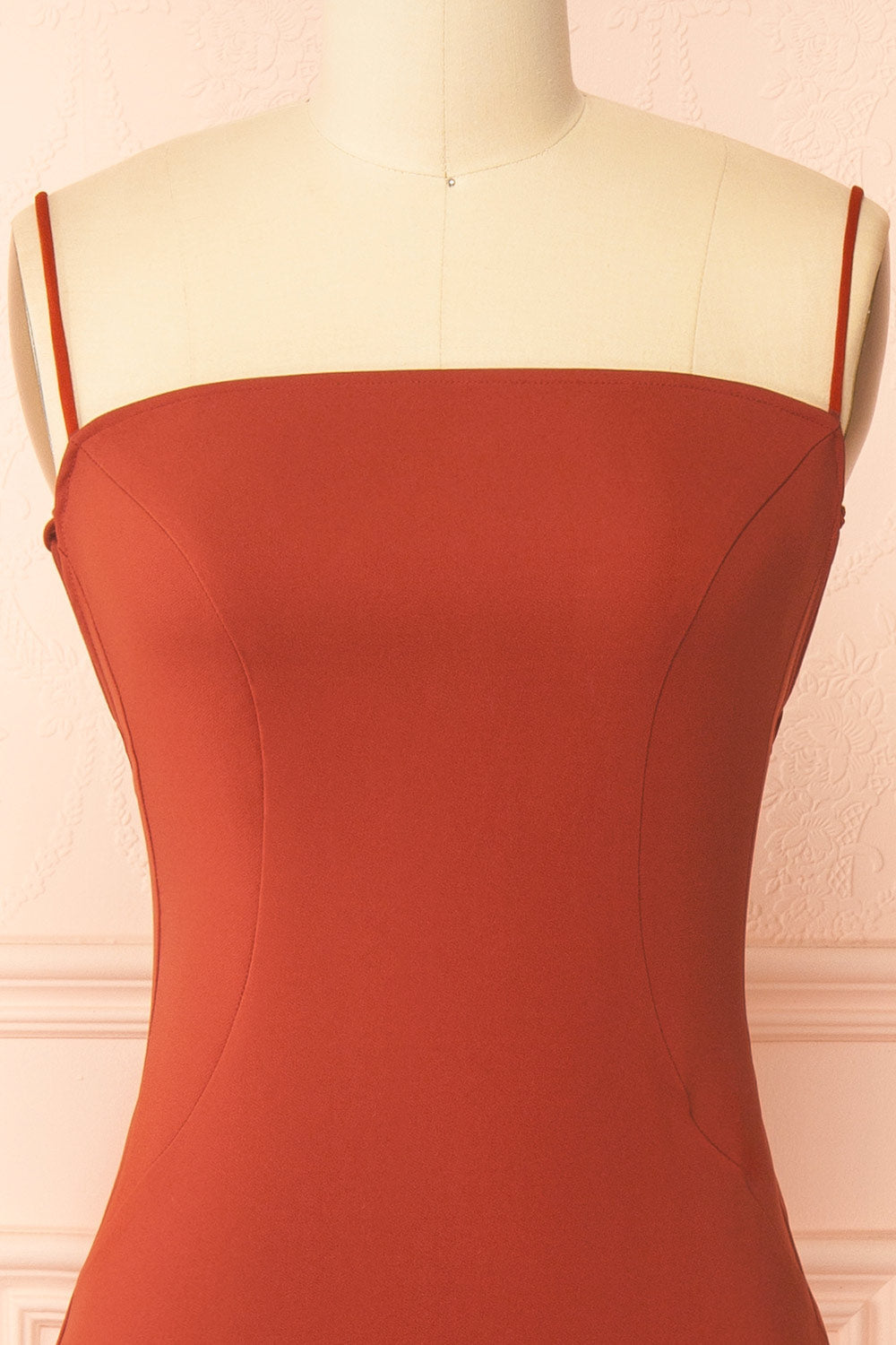 Arannia Rust | Fitted Midi Dress with Laced Back by Arti Gogna