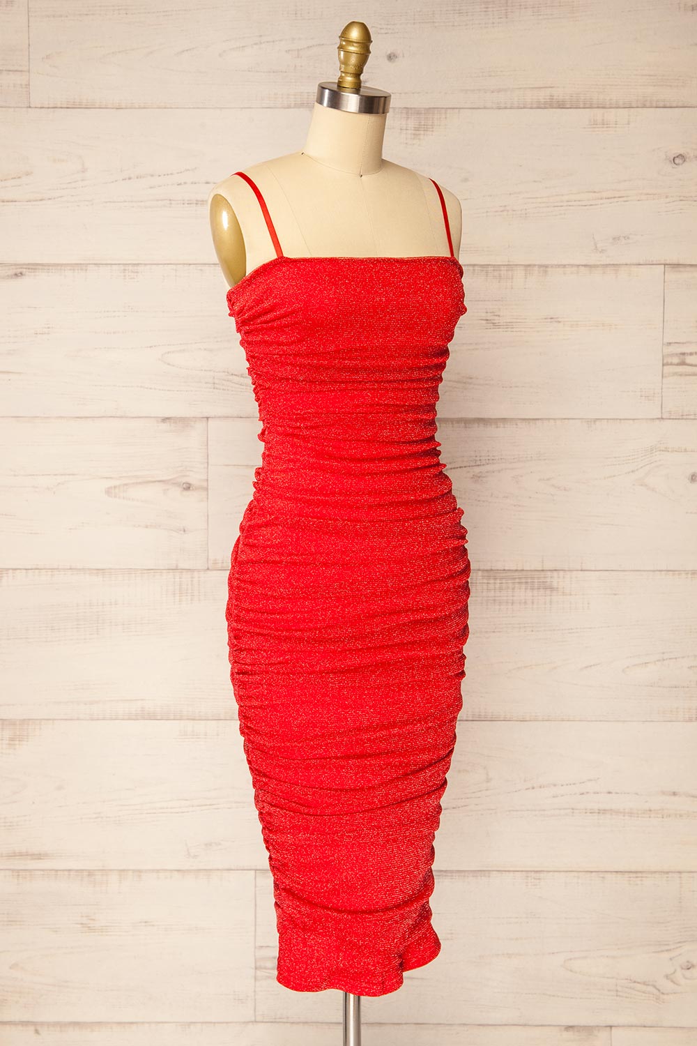 Baku Red | Fitted Ruched Sparkly Midi Dress