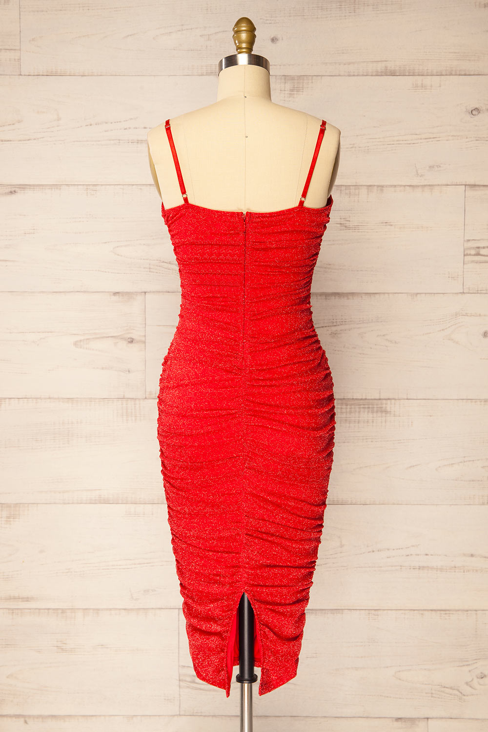 Baku Red | Fitted Ruched Sparkly Midi Dress