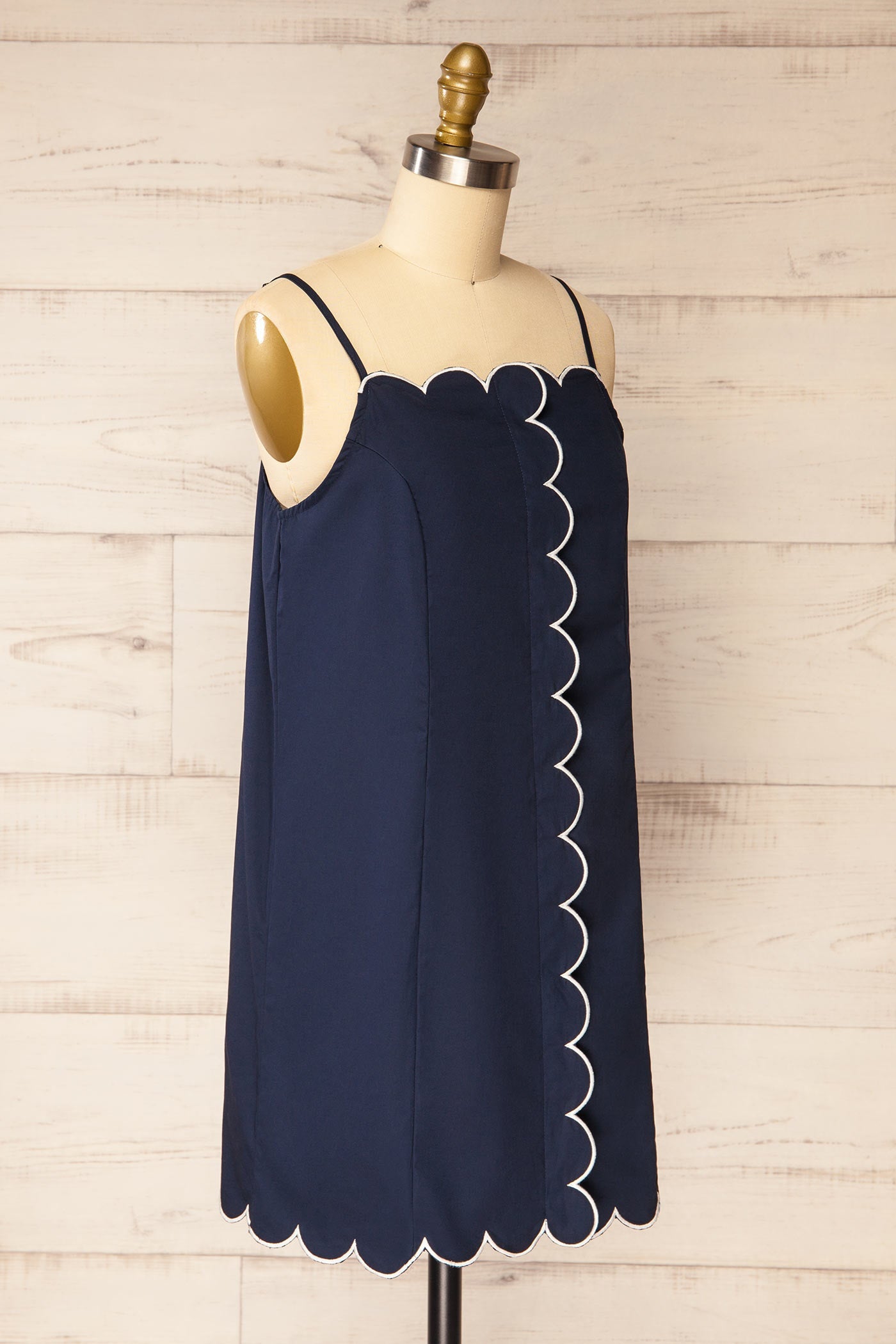 Bithur | Navy Scalloped Trim Short Dress with Contrast Piping