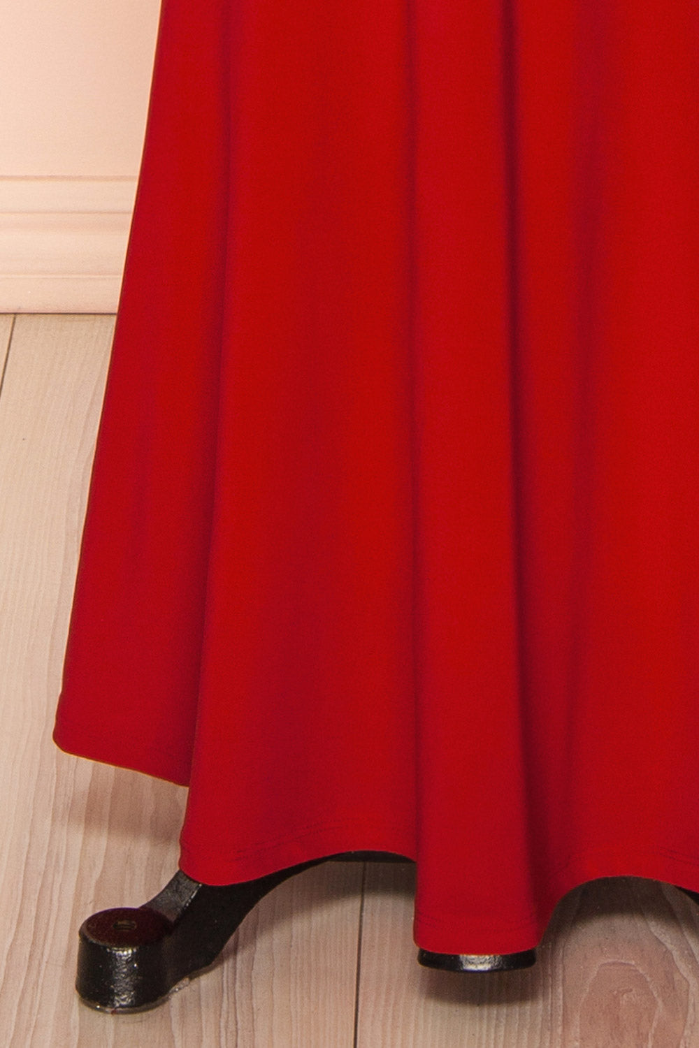 Caiden Red | Halter V Neck Open Back Mermaid Dress