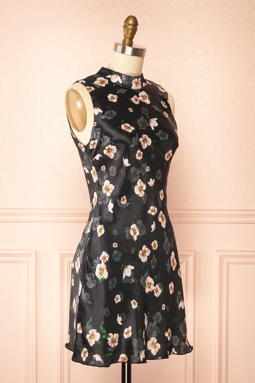 Dalilah | Short Floral Dress with Open Back