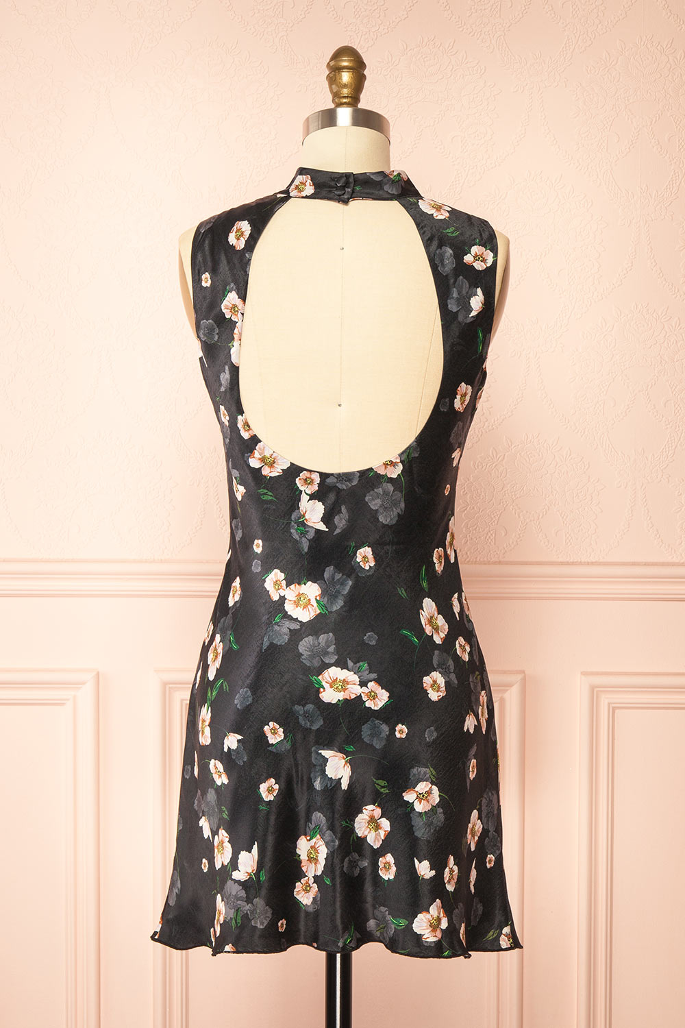 Dalilah | Short Floral Dress with Open Back