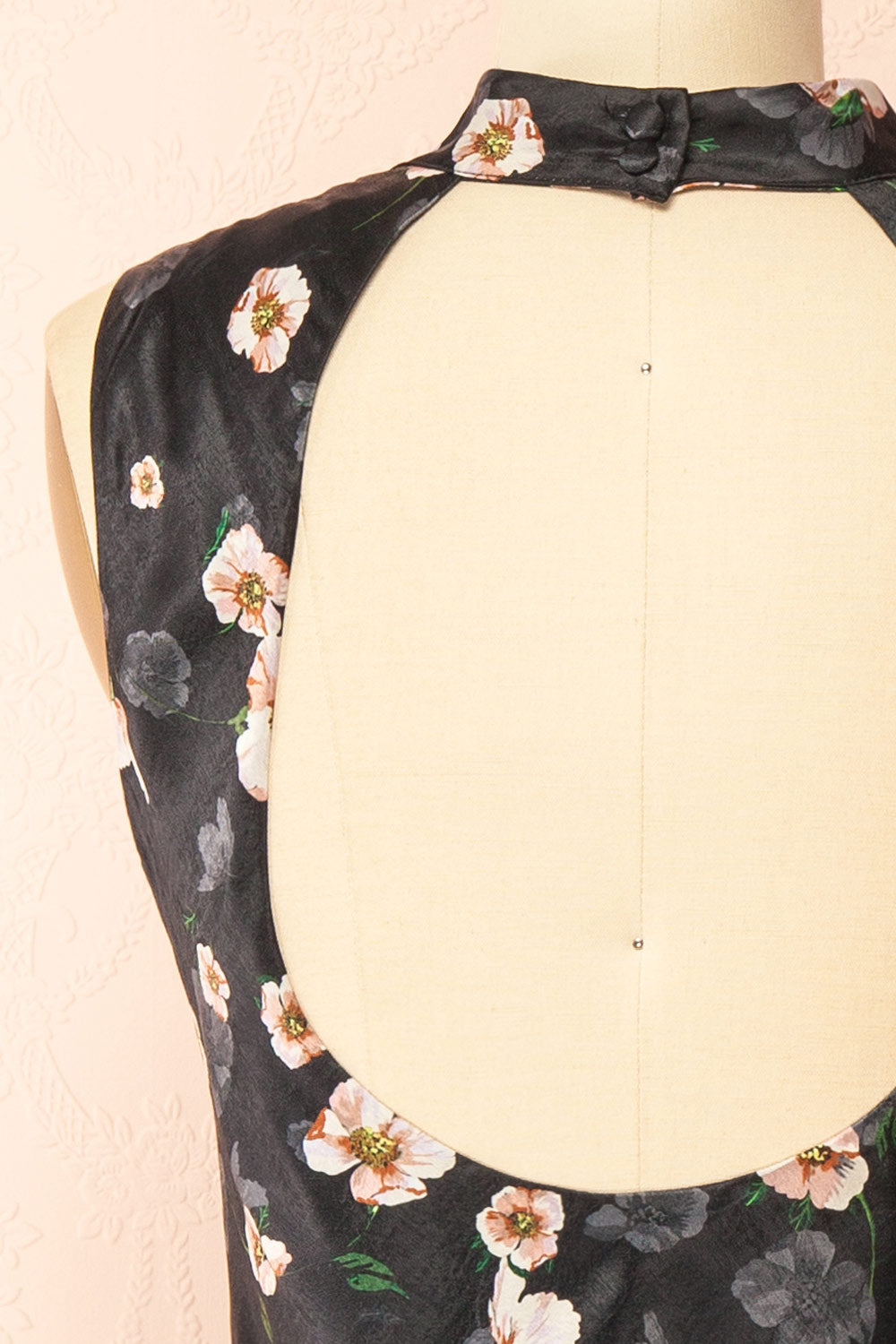 Dalilah | Short Floral Dress with Open Back