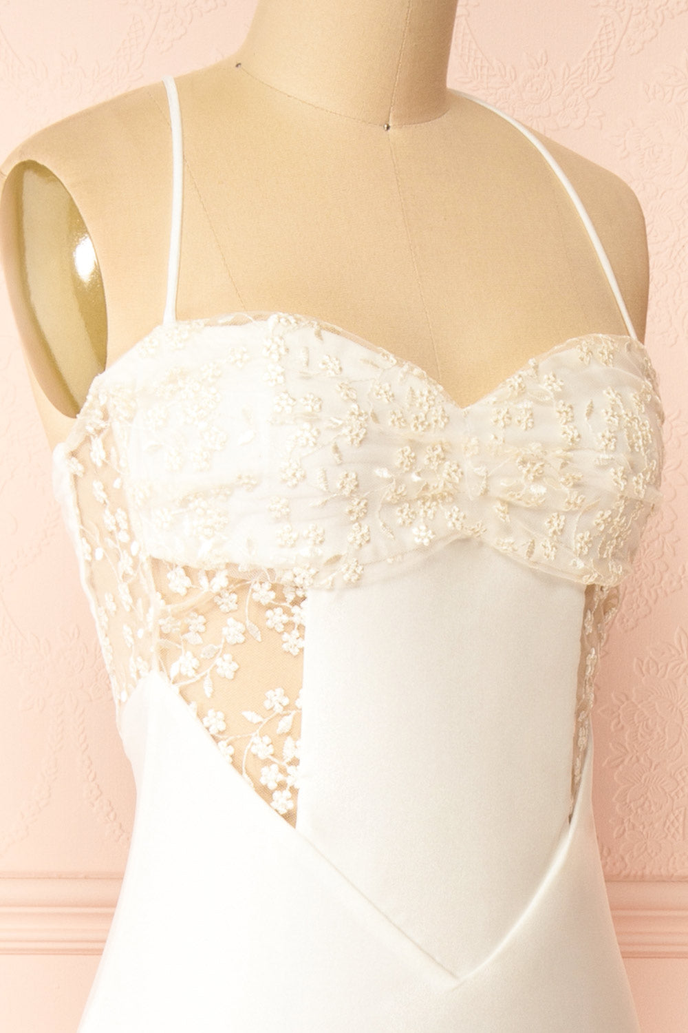 Elaria Ivory | Embroidered Fitted Wedding Dress with Slit by Arti Gogna