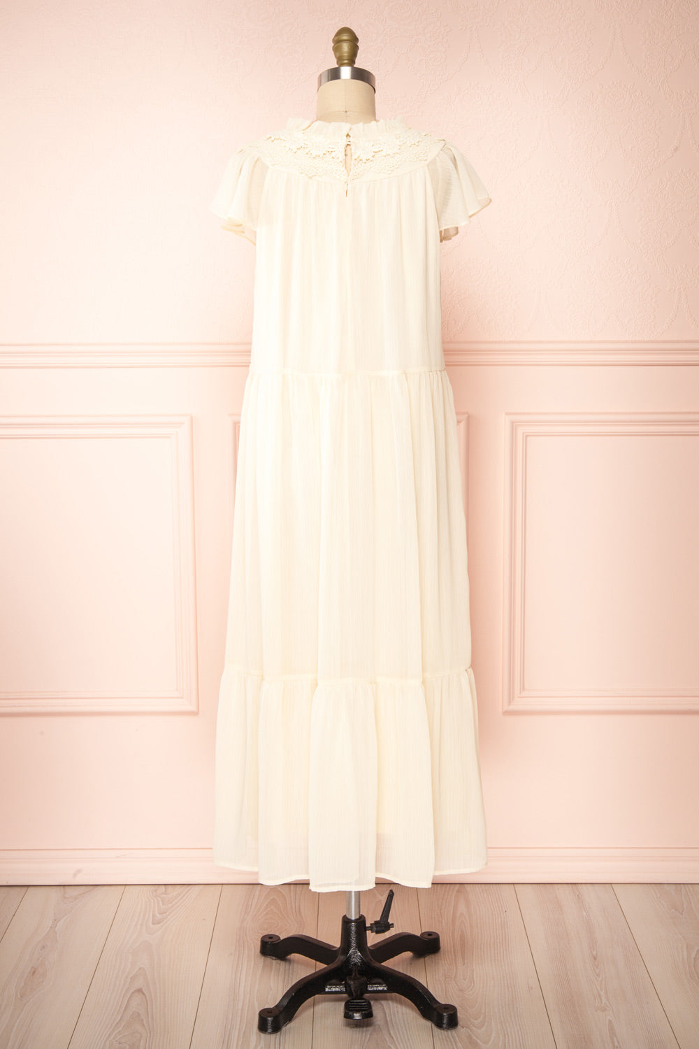 Eudoxia | Shift Midi Dress w/ Embroidered Collar
