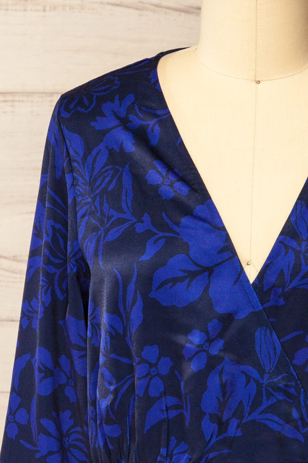 Feline | Short Wrap Dress w/ Long Sleeves