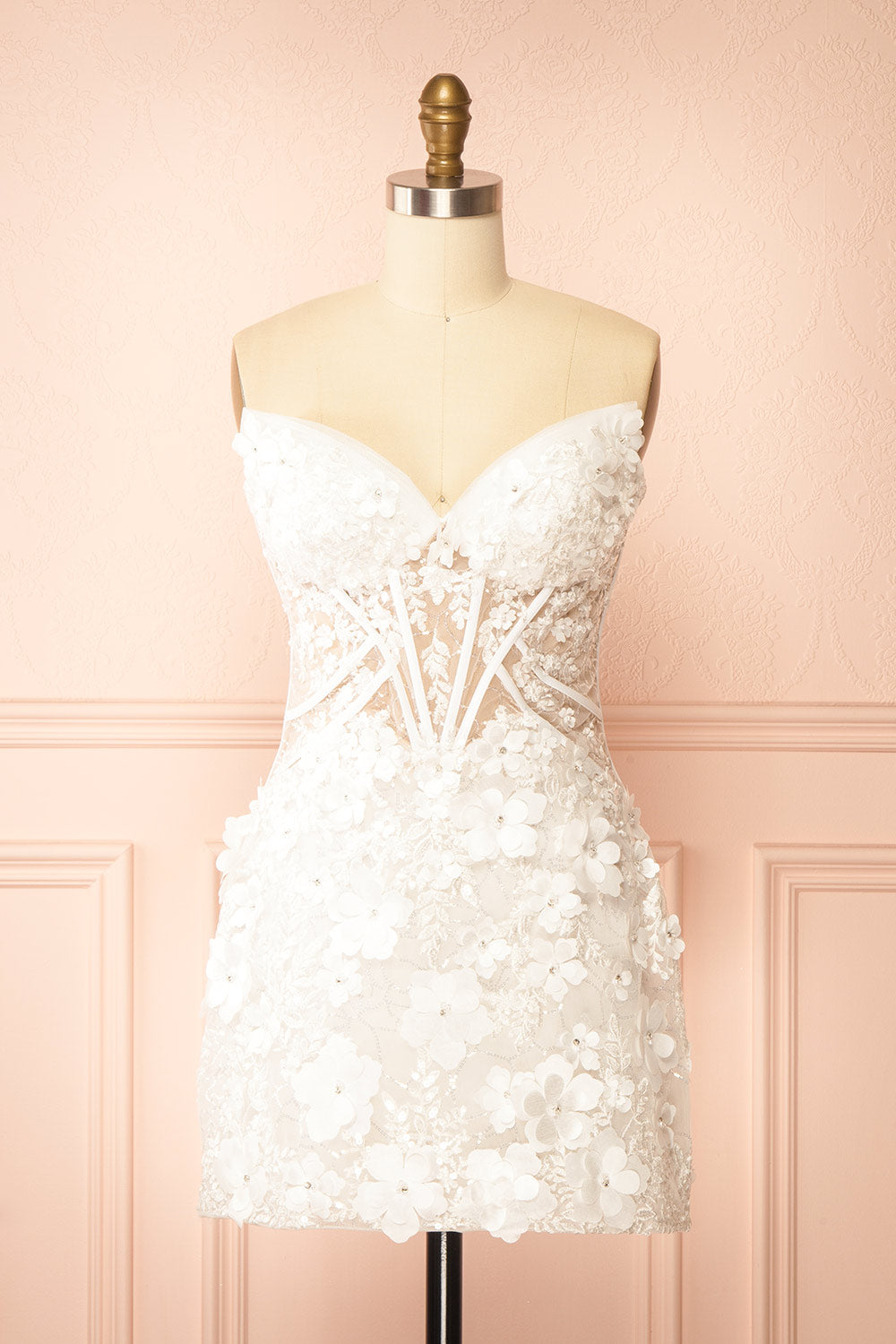 Gwenyth | Short Ivory Dress with Floral Appliqué