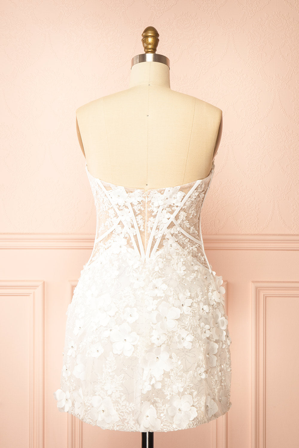 Gwenyth | Short Ivory Dress with Floral Appliqué