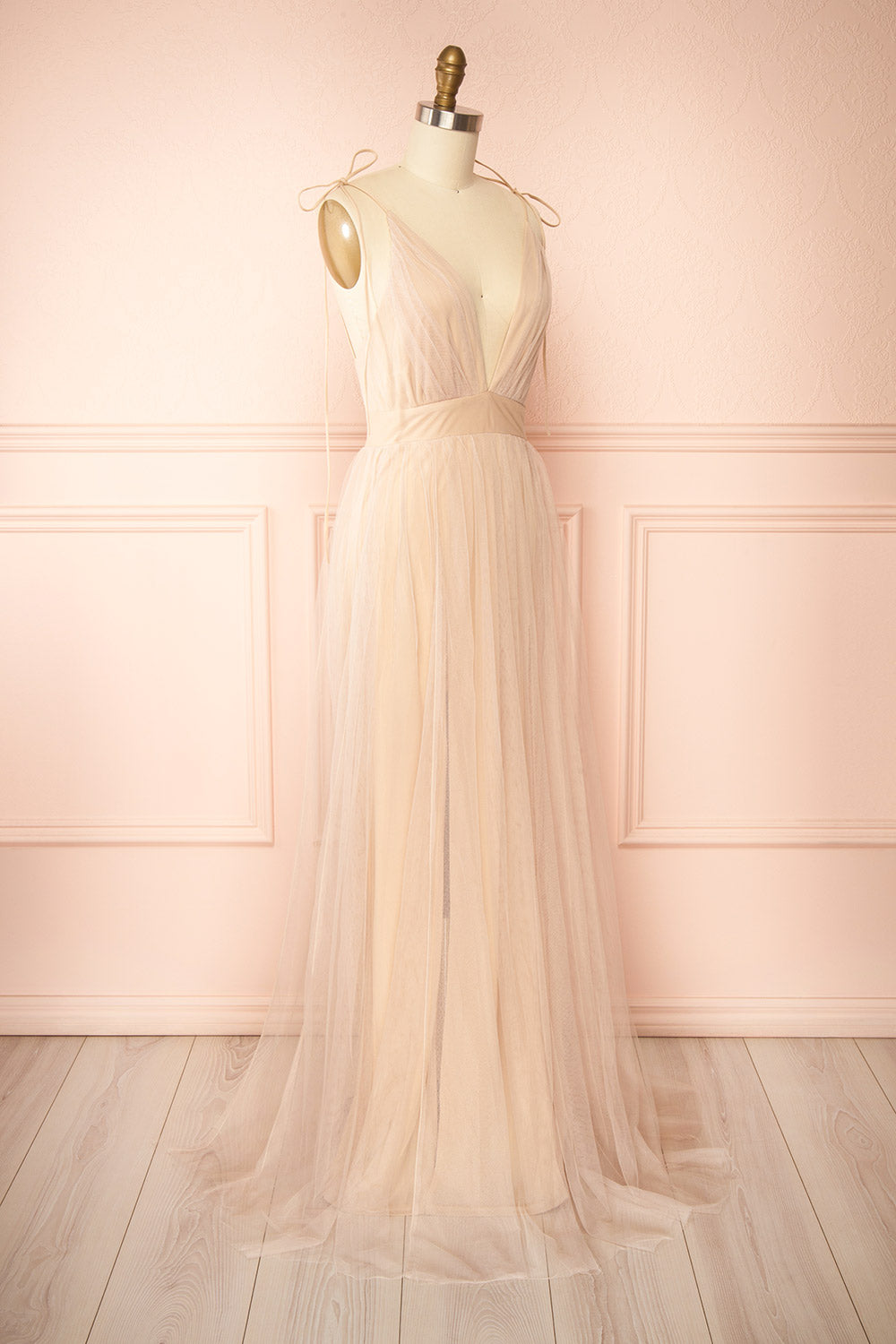 Hyedi Beige | Tulle Gown with Plunging Neckline