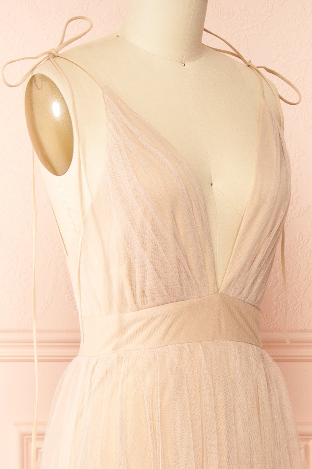 Hyedi Beige | Tulle Gown with Plunging Neckline