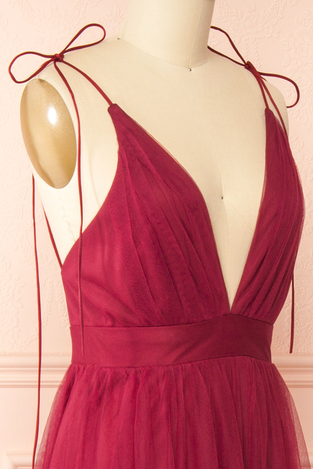 Hyedi Burgundy | Tulle Gown with Plunging Neckline