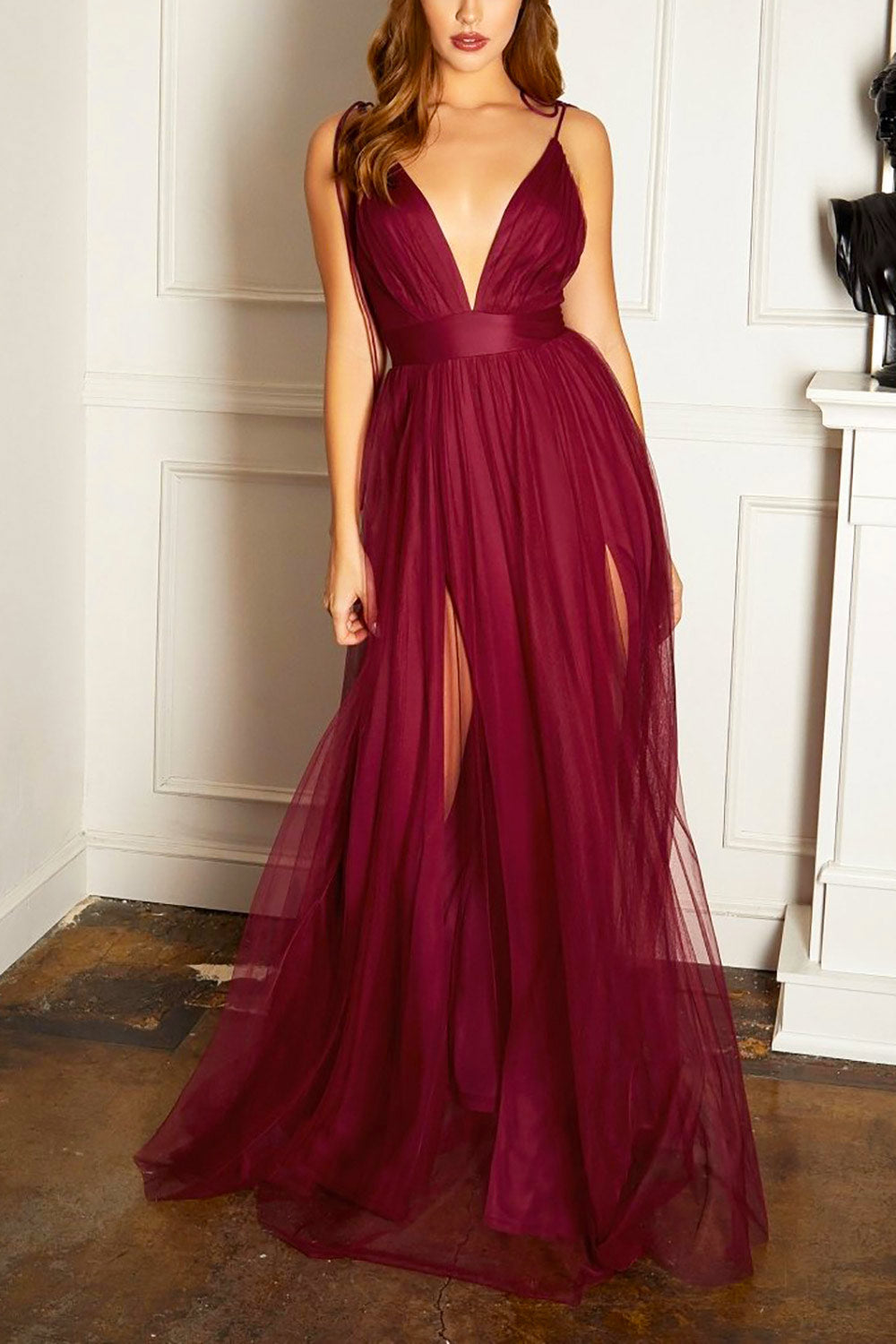 Hyedi Burgundy | Tulle Gown with Plunging Neckline