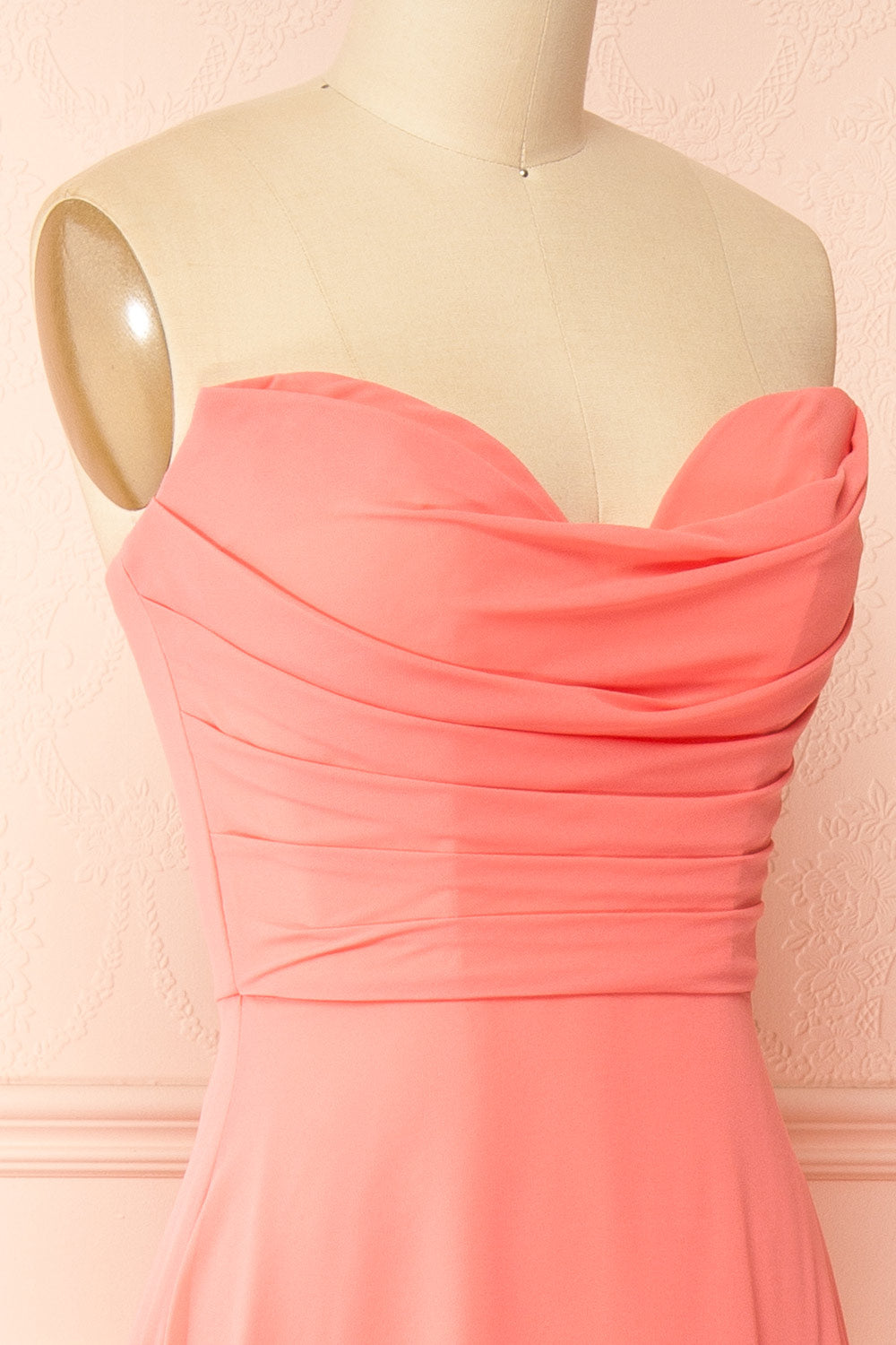 Janie Coral | Chiffon Maxi Dress with Sweetheart Neckline and Scarf