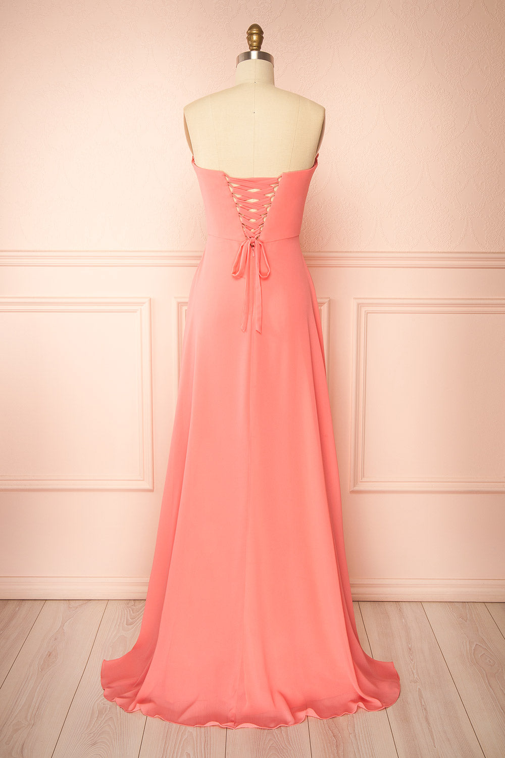 Janie Coral | Chiffon Maxi Dress with Sweetheart Neckline and Scarf