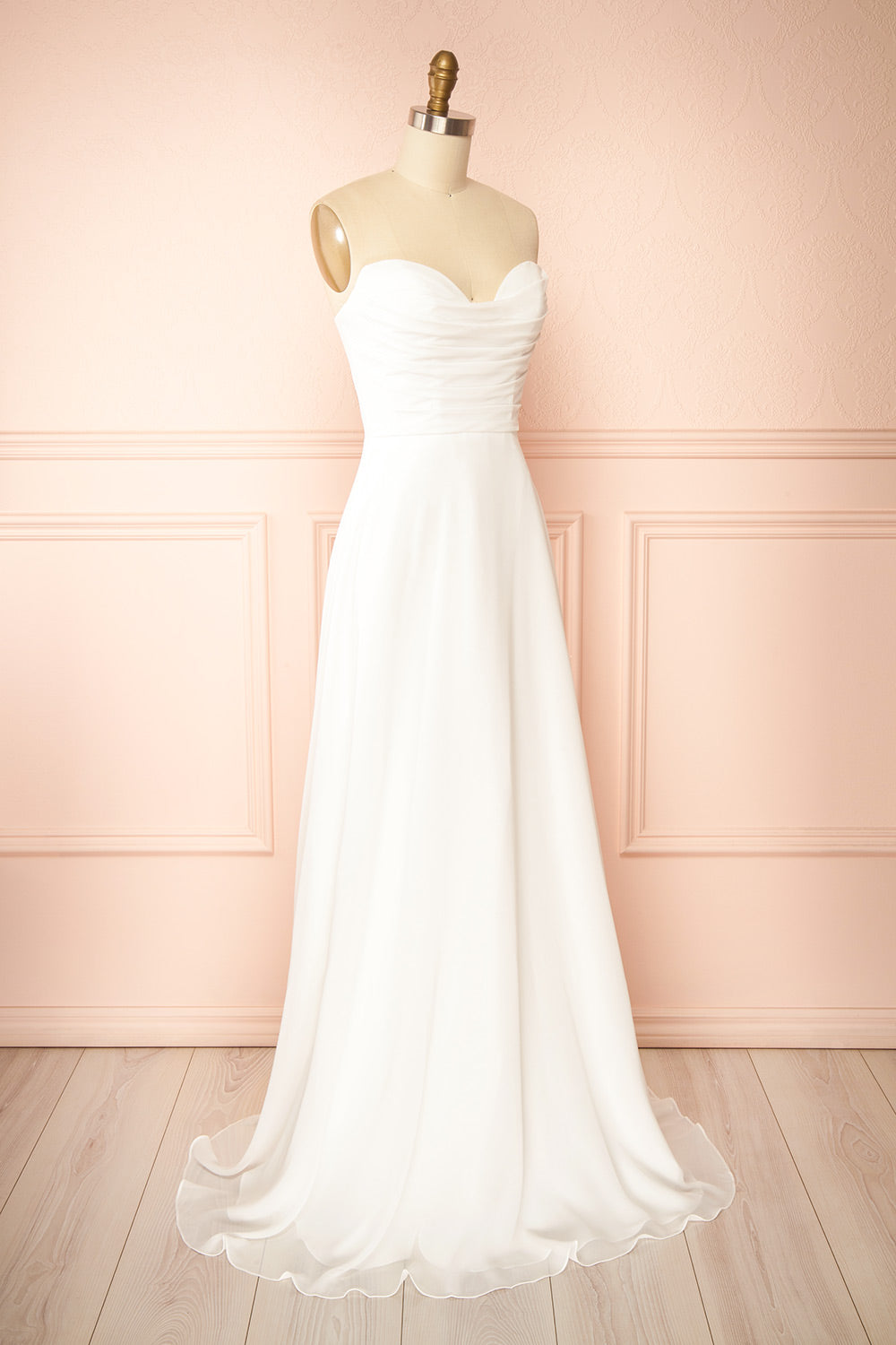 Jannah | Chiffon White Maxi Wedding Dress with Sweetheart Neckline
