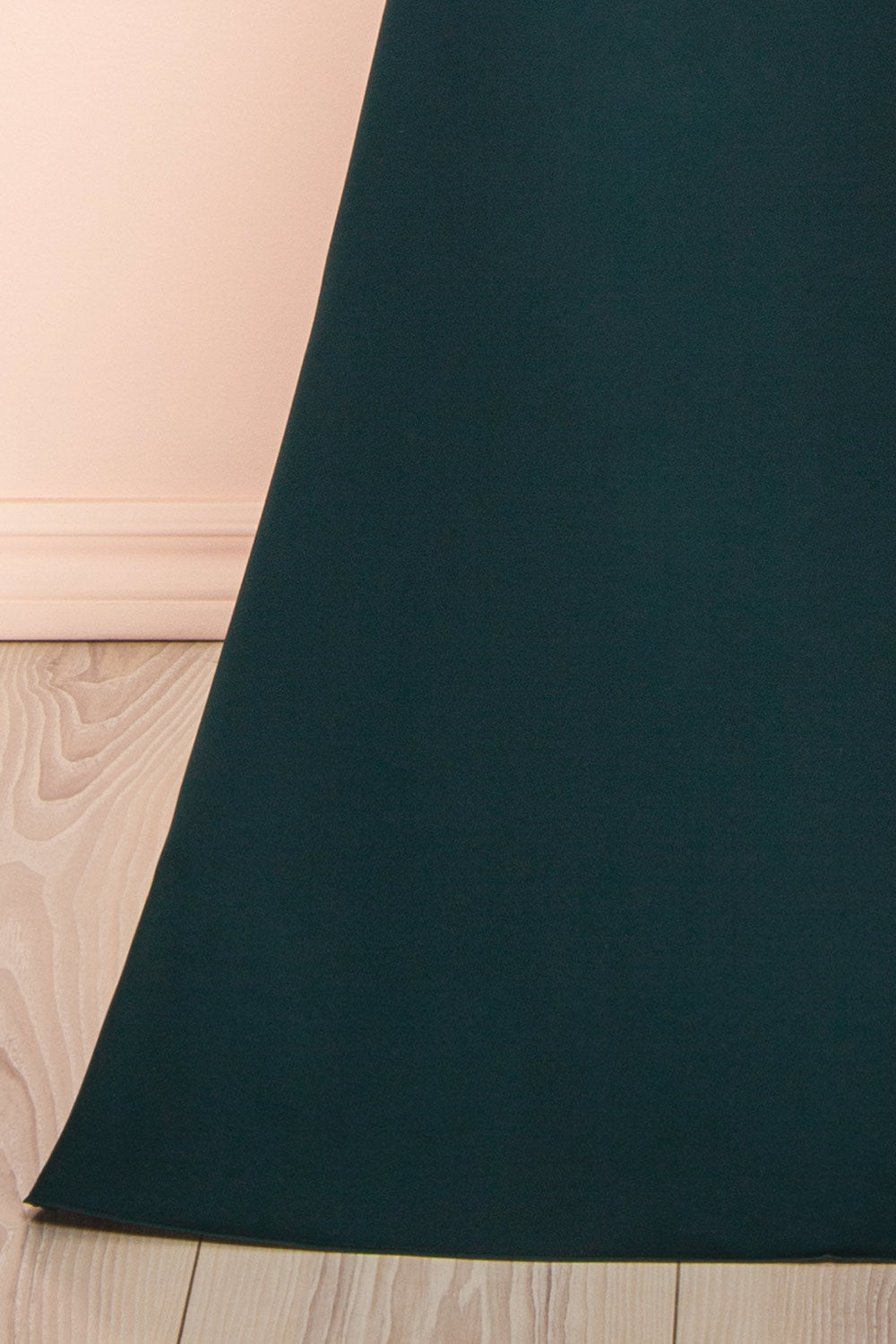 Kamilla Green | Maxi Mermaid Dress with Cut-Outs par Arti Gogna