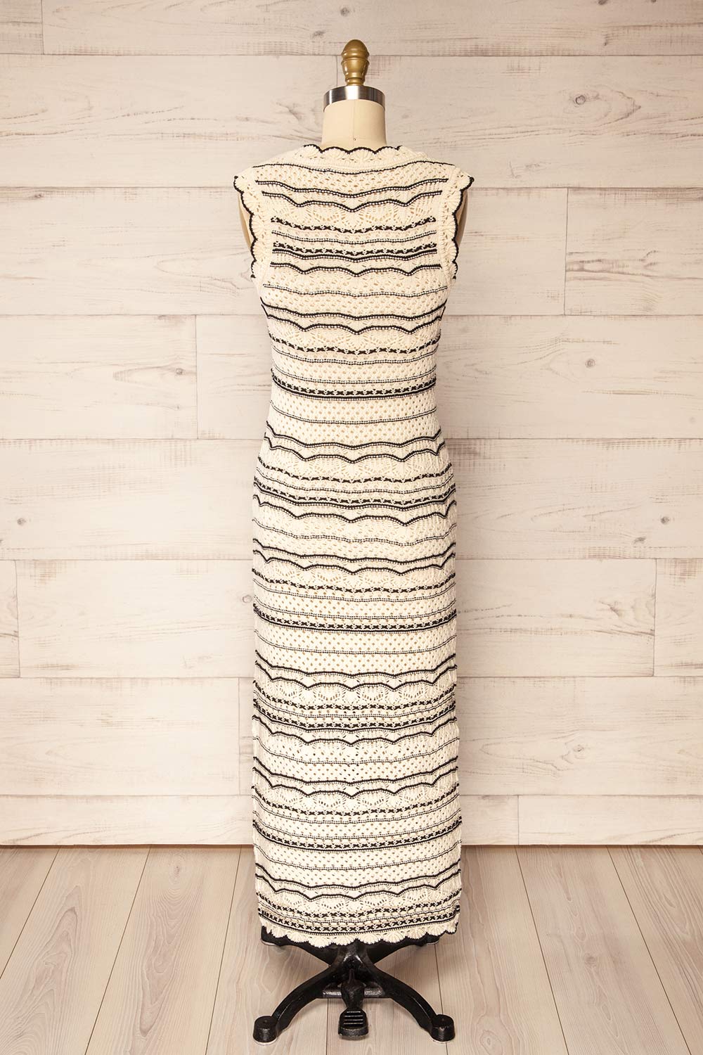 Kande | Long Fitted Striped Crochet Dress