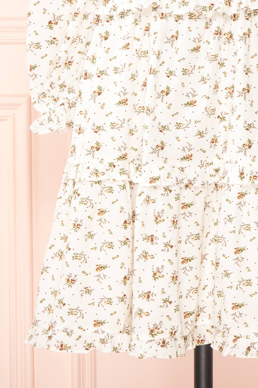 Linea | Floral Short Dress w/ Puffy Sleeves