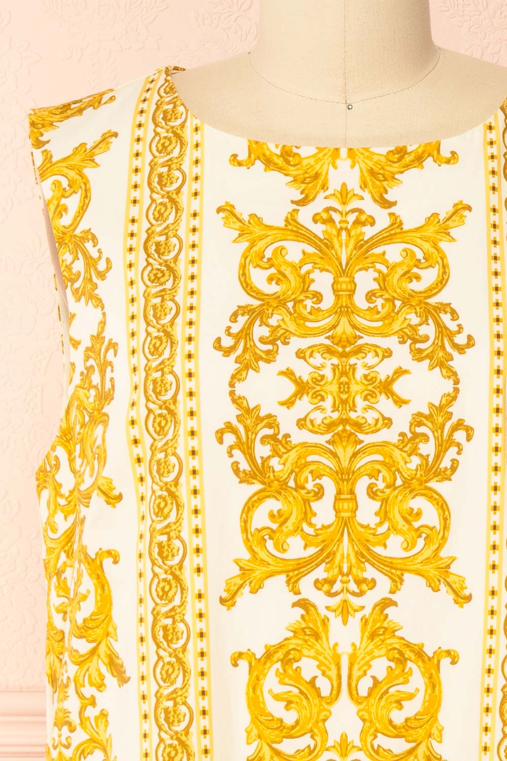 Madge | Short Straight Dress with Baroque Print