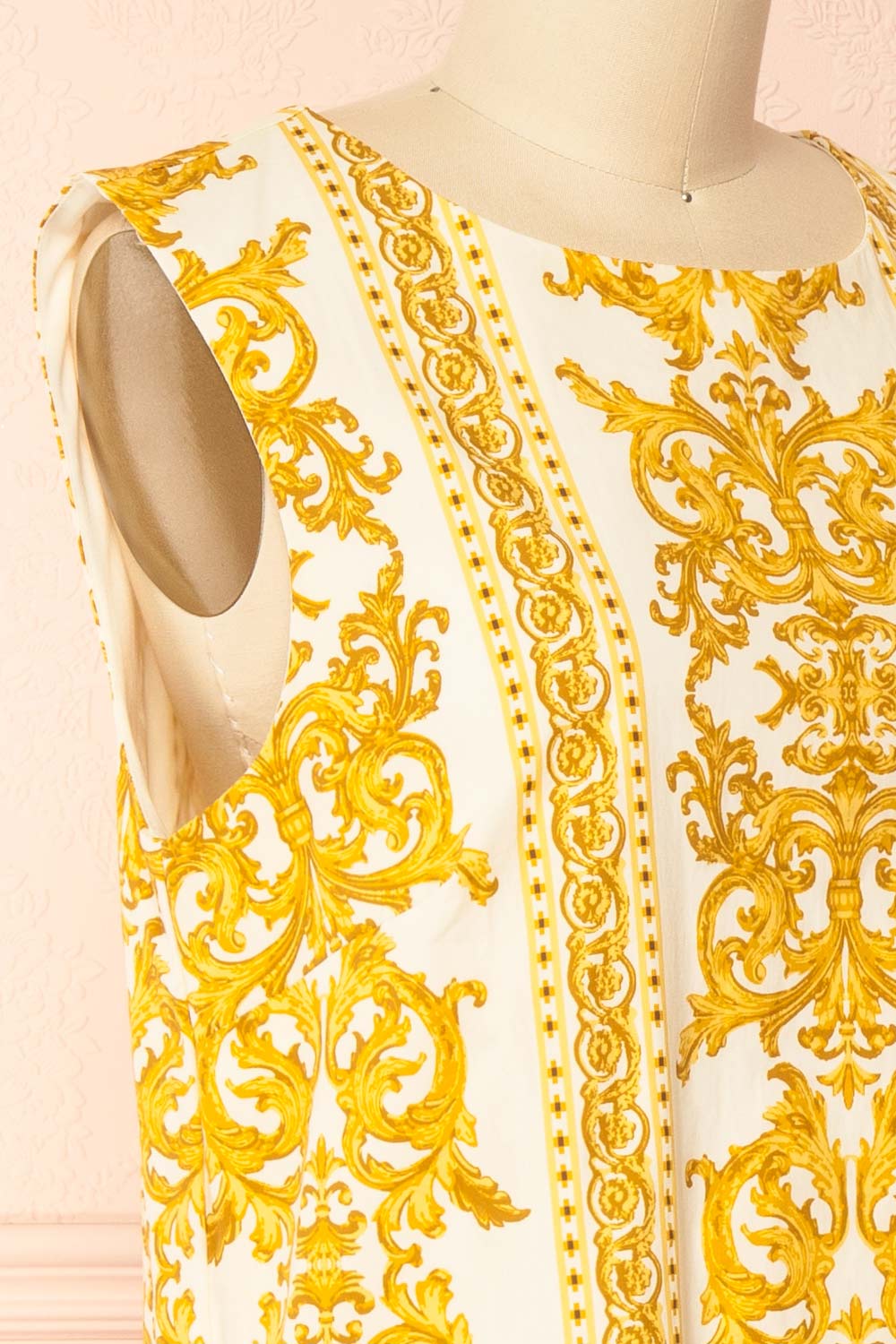 Madge | Short Straight Dress with Baroque Print