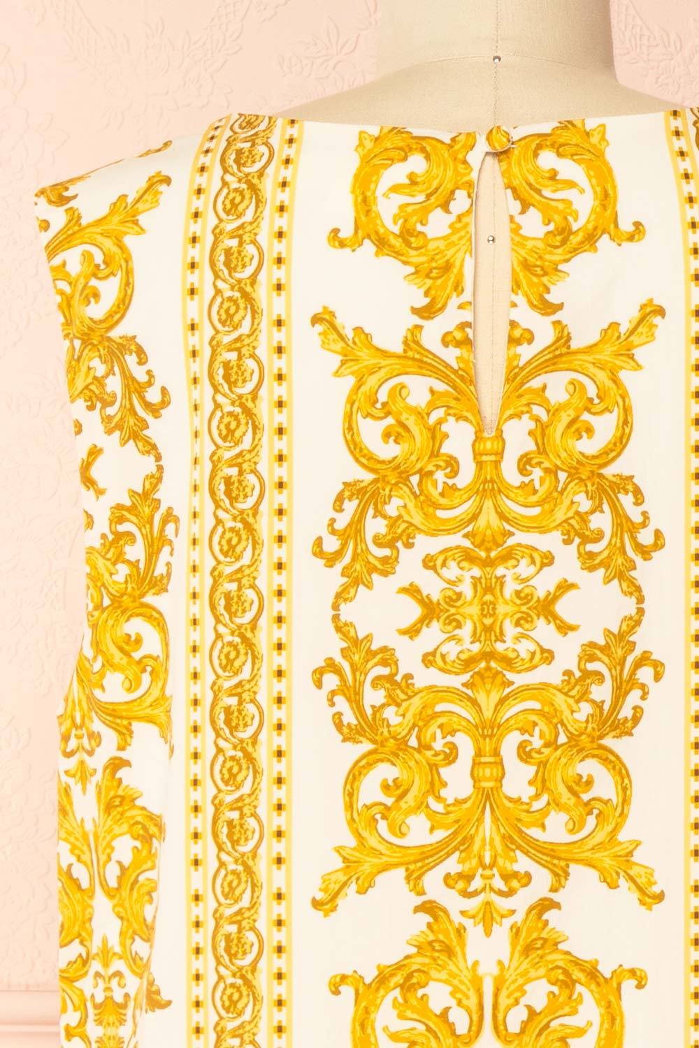 Madge | Short Straight Dress with Baroque Print