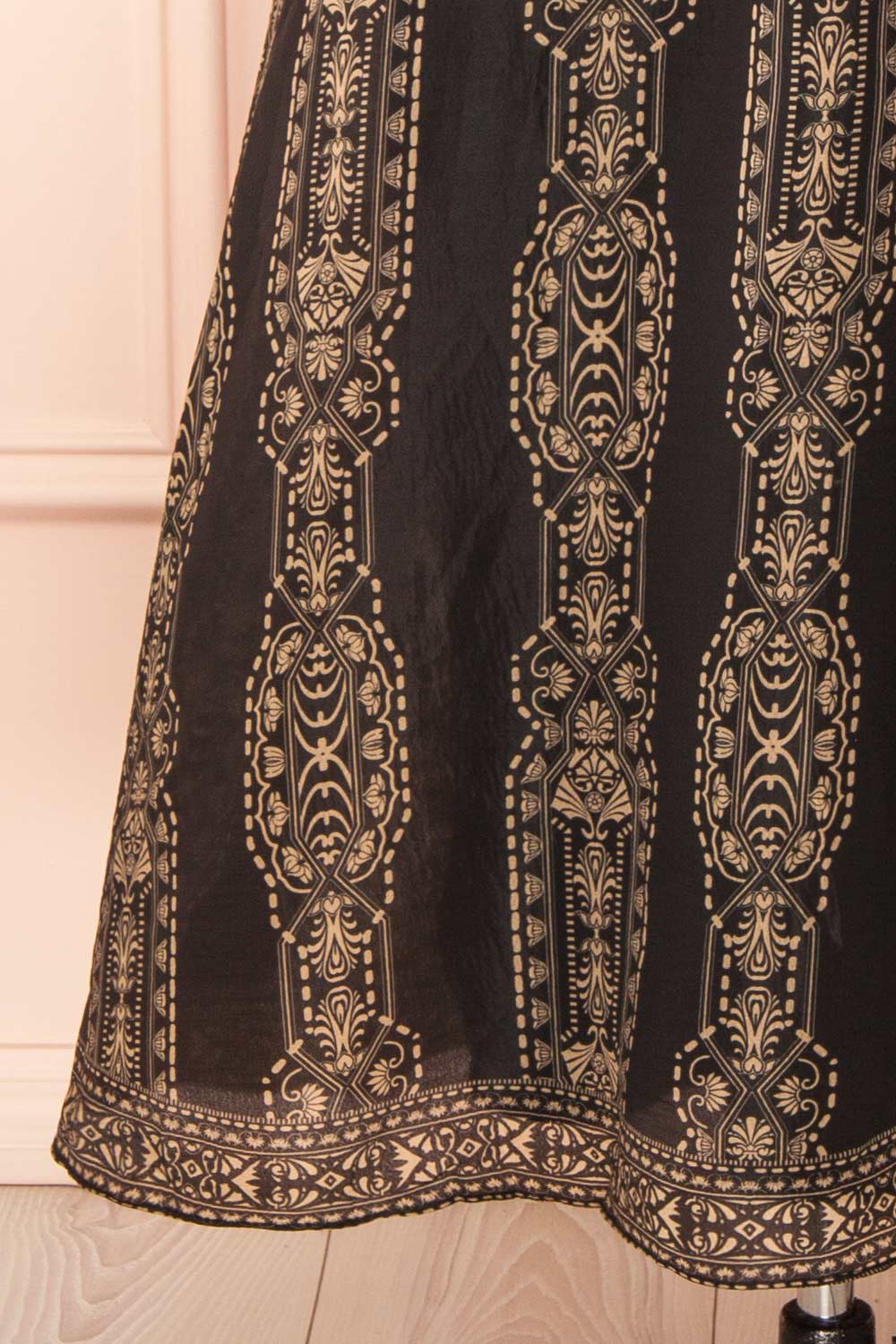 Marcie | Midi Dress with Puffs Sleeves