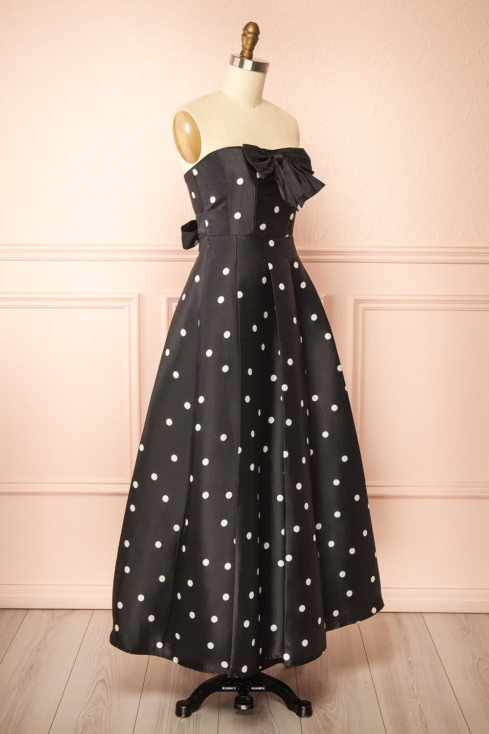 Nesrine | Strapless Black Dress with Polka Dots