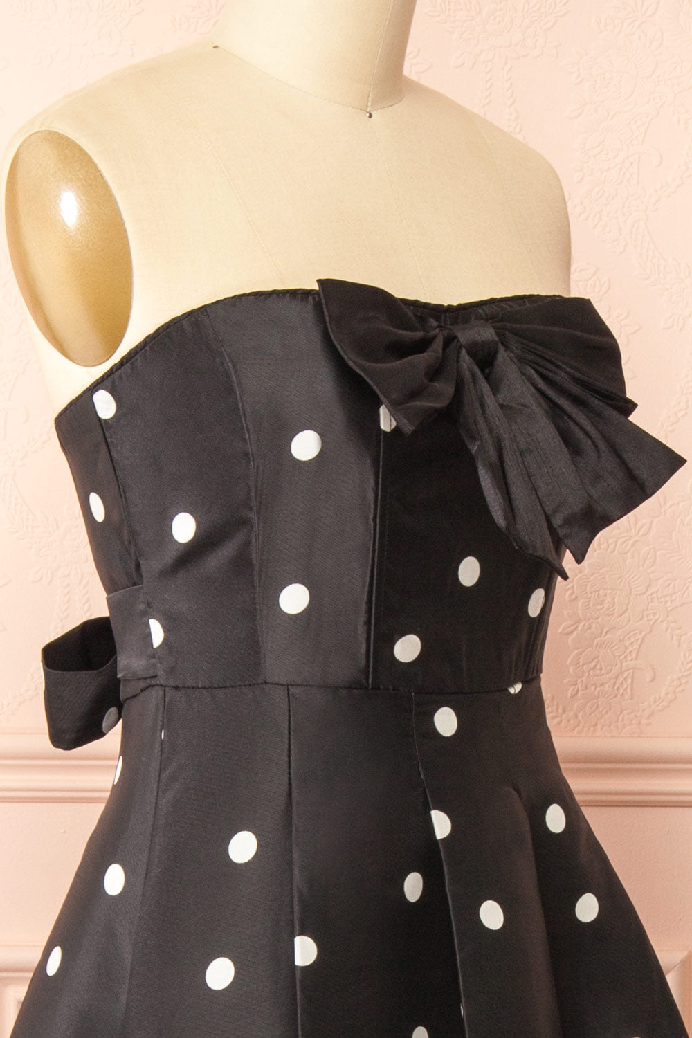 Nesrine | Strapless Black Dress with Polka Dots