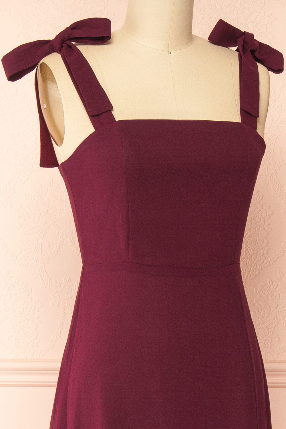 Neytiri Burgundy | Exclusive 1861 Straight Maxi Dress