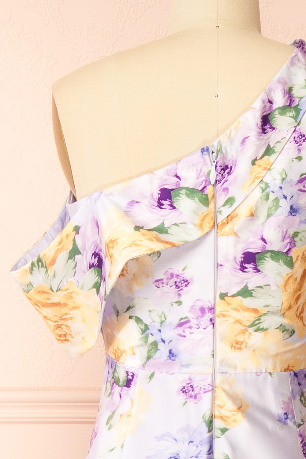 Nymara | One-Shoulder Lilac Dress with Slit
