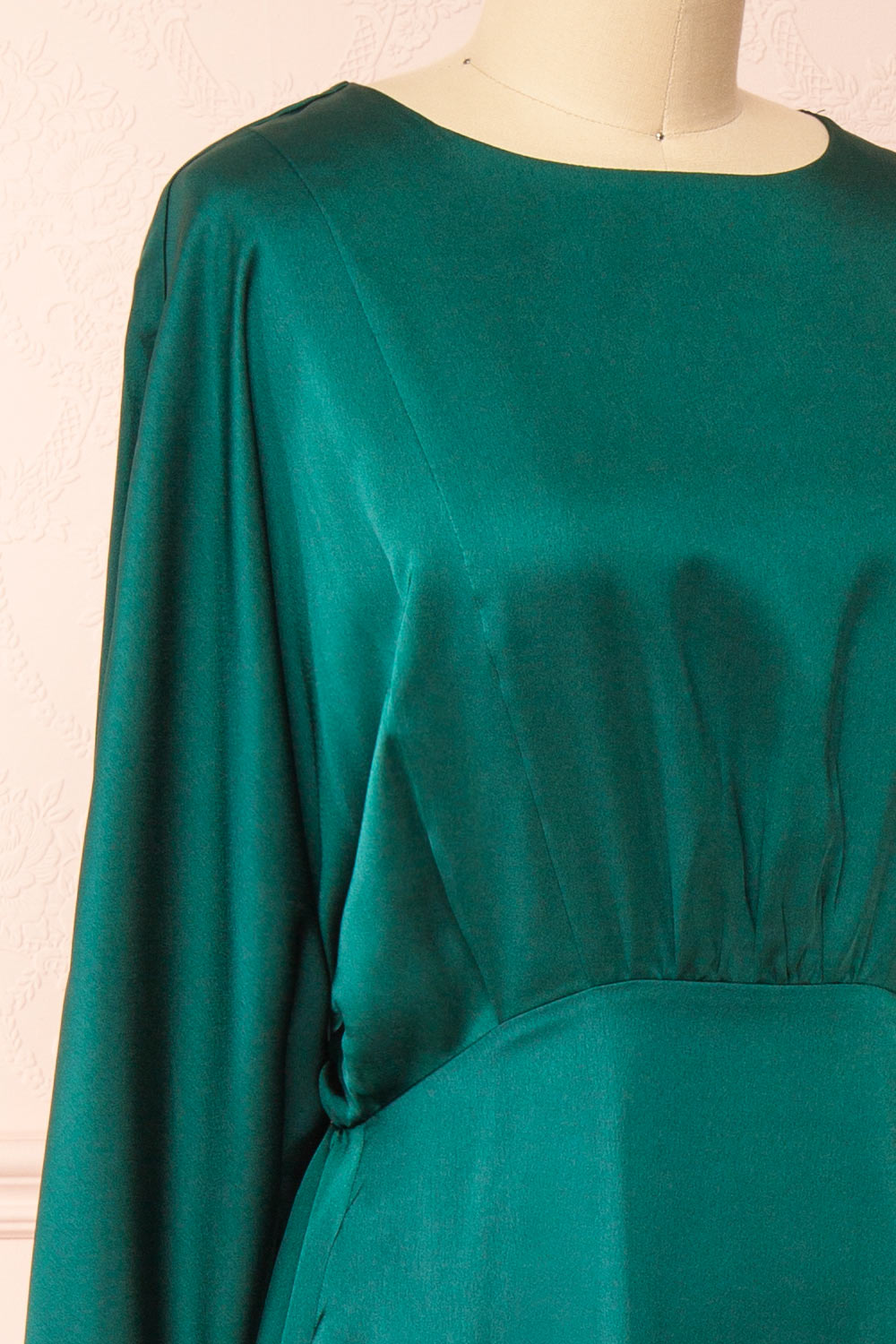 Reneane Green | Long Sleeve Midi A-Line Dress