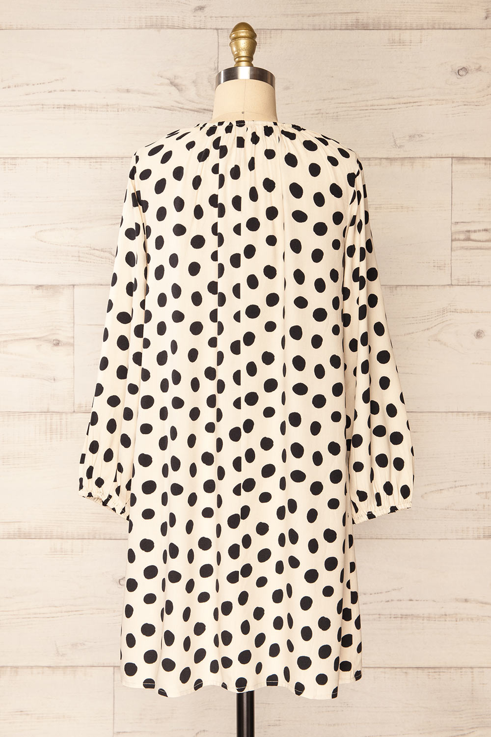 Saitama | Short Dress w/ Polka Dots